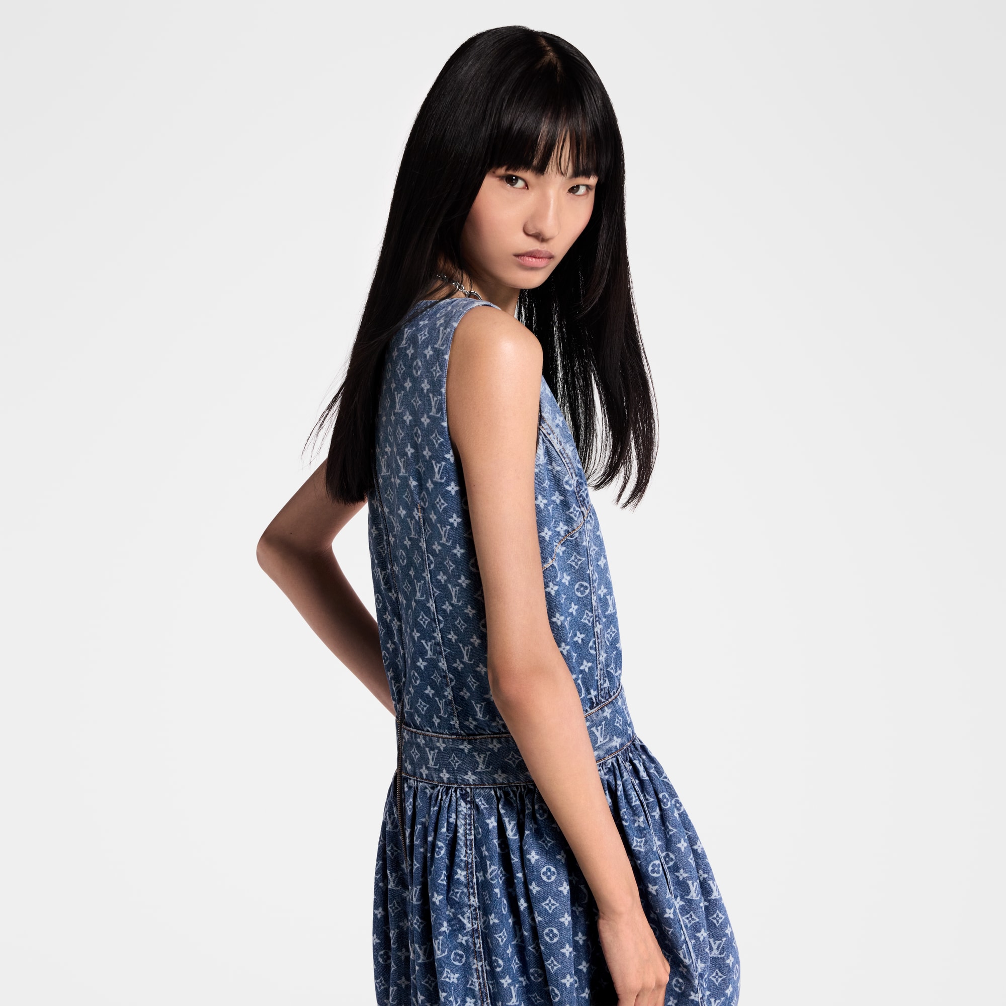 Abito in denim con motivo Monogram  Donna Abbigliamento Abiti | LOUIS VUITTON (Zoom prodotto)