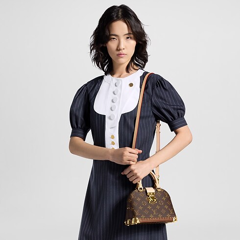 Alma Trunk 20 Tela Monogram Bauli, Viaggio e Casa Bauli e Contenitori Wearable Trunks | LOUIS VUITTON (Zoom prodotto)