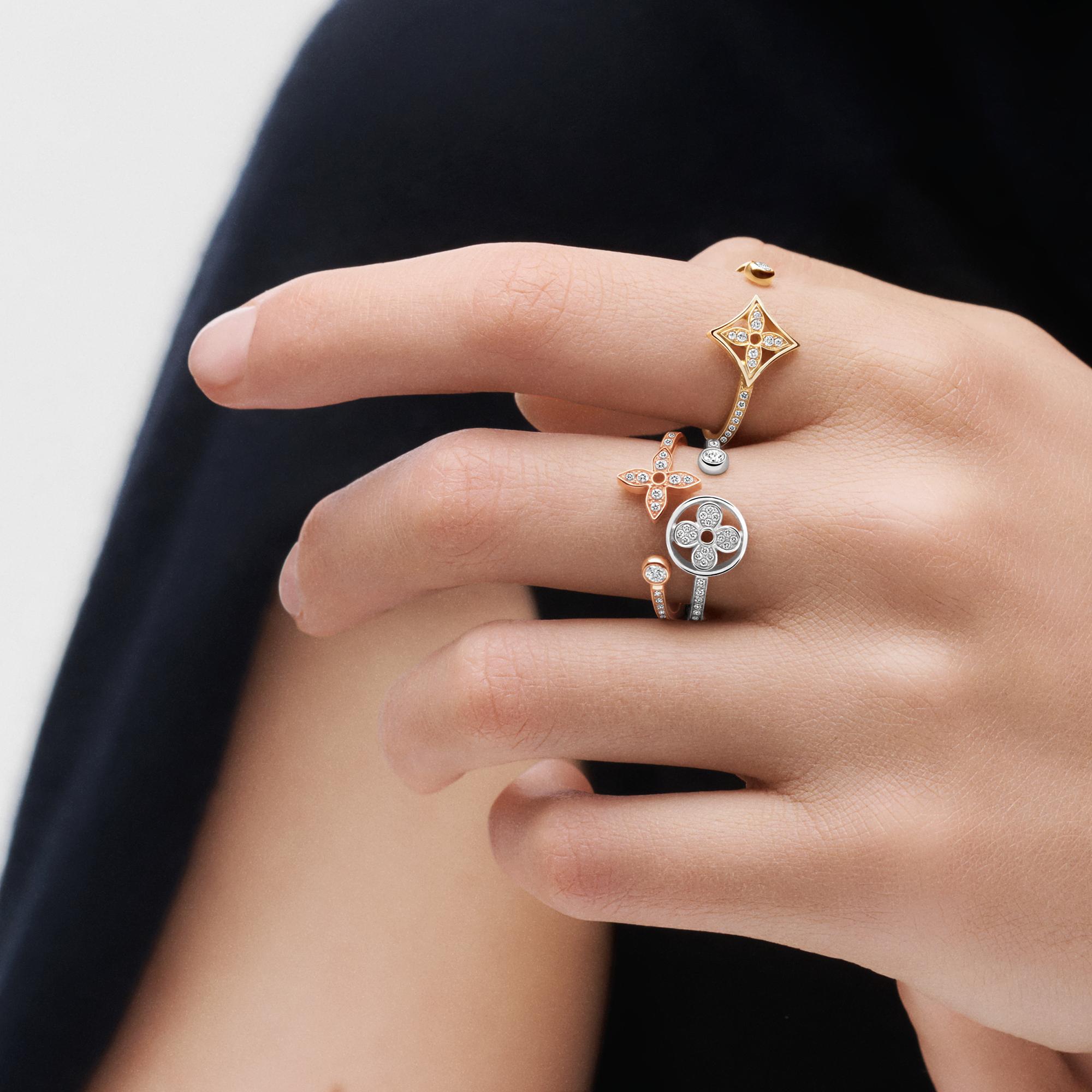 Anello Idylle Blossom, oro giallo, bianco e rosa con diamanti  Gioielli Categorie Tutta la Gioielleria | LOUIS VUITTON (Zoom prodotto)