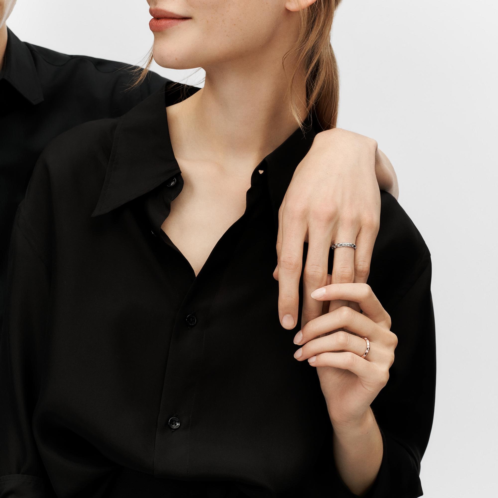 Anello piccolo Le Damier de Louis Vuitton, oro rosa e diamanti  Les Extraordinaires Gioielli Anelli | LOUIS VUITTON (Zoom prodotto)