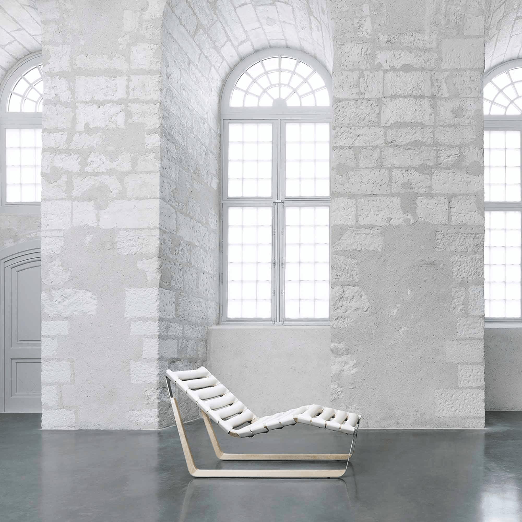 Belt Lounge Chair di Atelier Oi  Bauli, Viaggio e Casa Casa e Art de la Table Mobili | LOUIS VUITTON (Zoom prodotto)