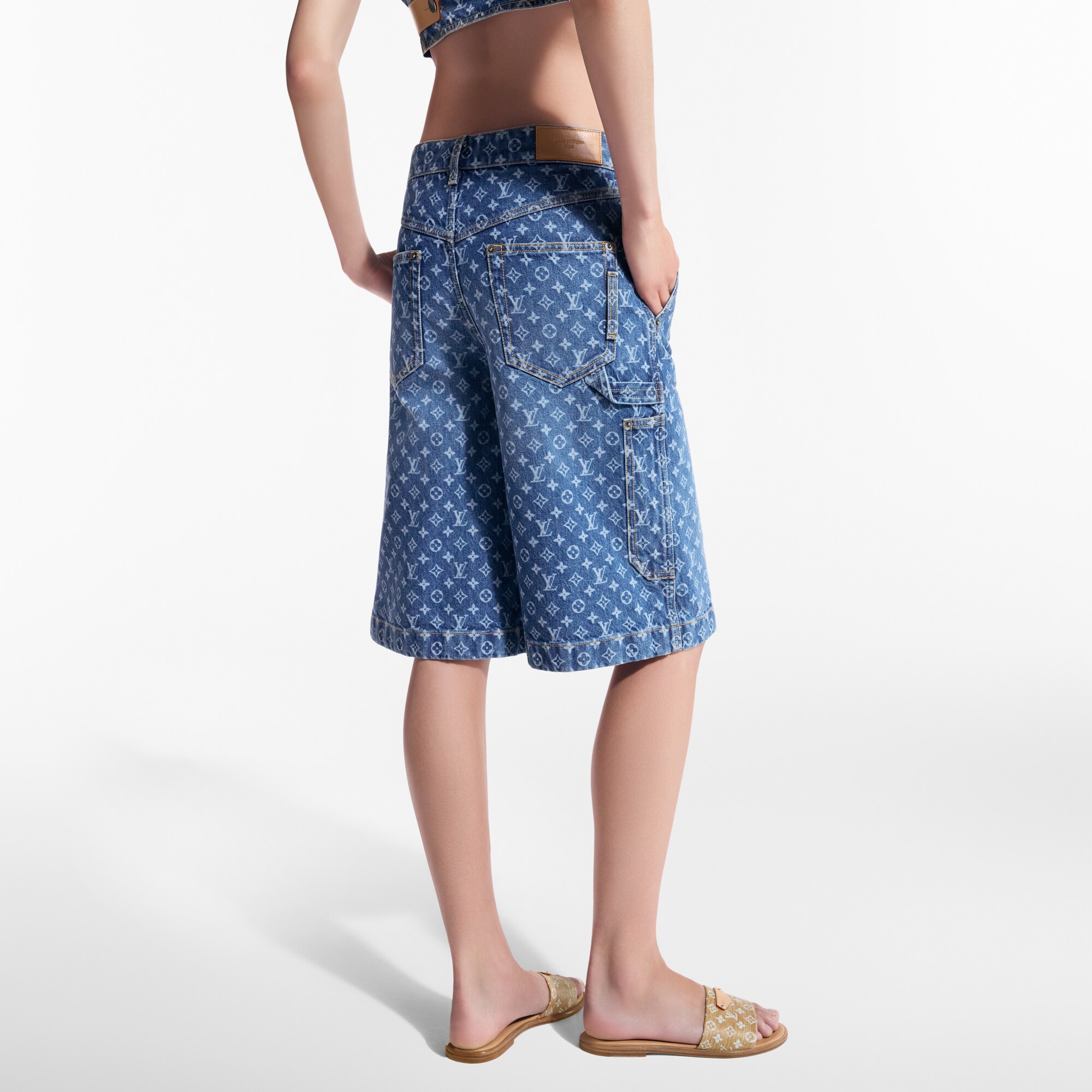 Bermuda in denim con motivo Monogram  Donna Abbigliamento Gonne e Shorts | LOUIS VUITTON (Zoom prodotto)