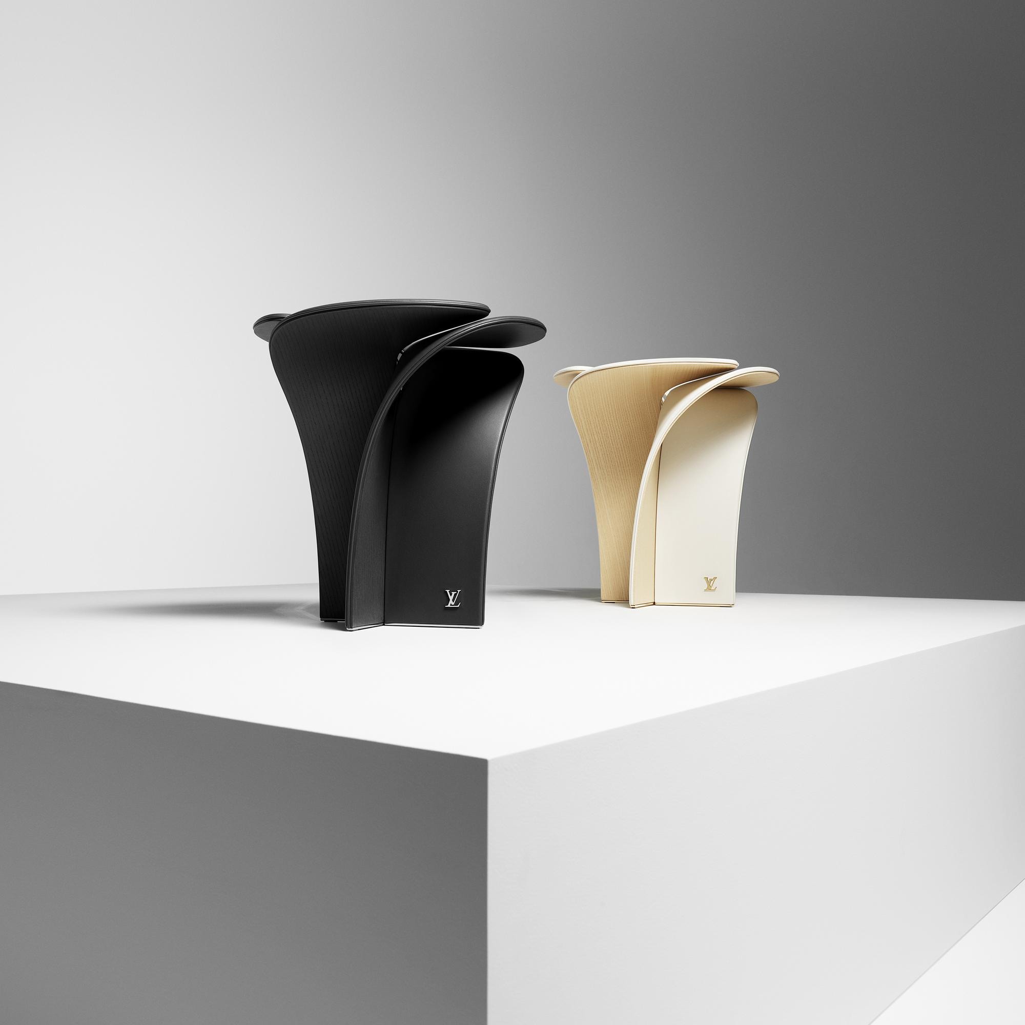 Blossom Stool di Tokujin Yoshioka Legno Chiaro Bauli, Viaggio e Casa Casa e Art de la Table Mobili | LOUIS VUITTON (Zoom prodotto)