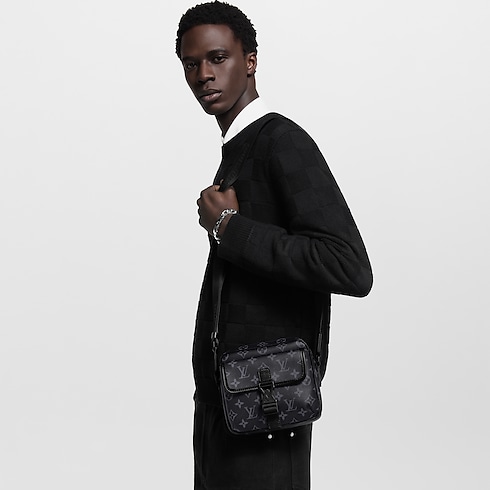 Borsa messenger Getaway Monogram Eclipse Uomo Borse da Uomo Tutte le borse | LOUIS VUITTON (Zoom prodotto)
