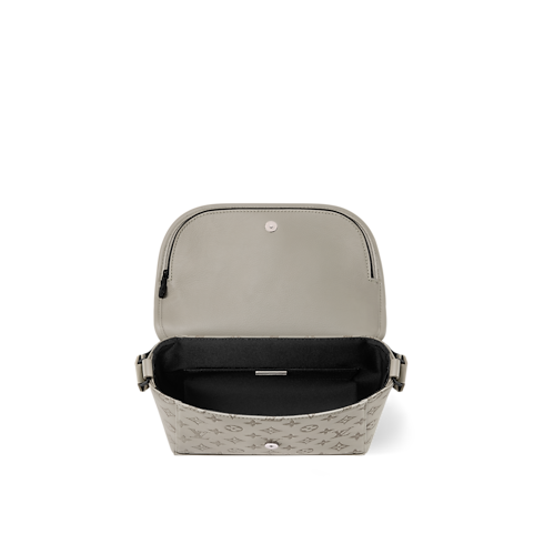 Borsa messenger Pulse Pelletteria Monogram Shadow Borse e Piccola Pelletteria Borse da Donna Novità | LOUIS VUITTON (Zoom prodotto)