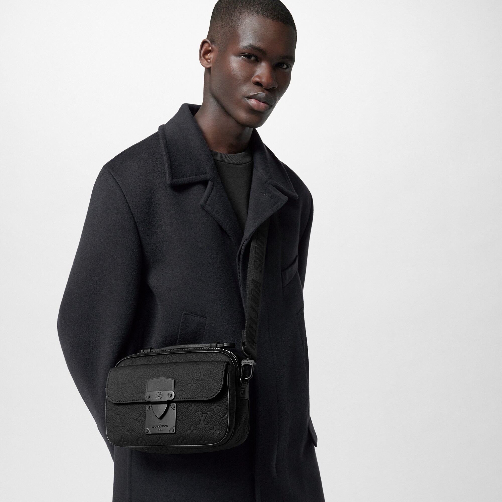 Borsa messenger S Lock Monogram in pelle Taurillon Uomo Borse da Uomo Tutte le collezioni | LOUIS VUITTON (Zoom prodotto)