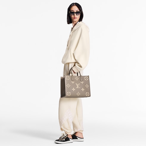 Borsa OnTheGo MM Pelle Empreinte Monogram Bicolor Donna Borse da Donna Tutte le collezioni | LOUIS VUITTON (Zoom prodotto)