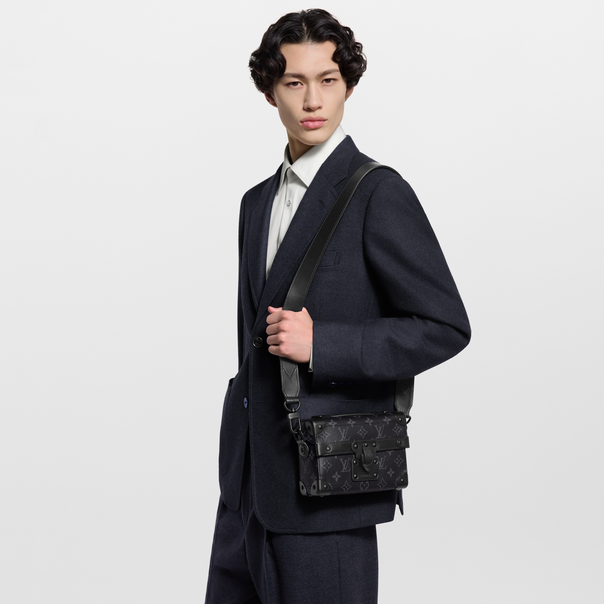 Borsa Soul Trunk Tela Monogram Eclipse Uomo Borse da Uomo Tutte le collezioni | LOUIS VUITTON (Zoom prodotto)