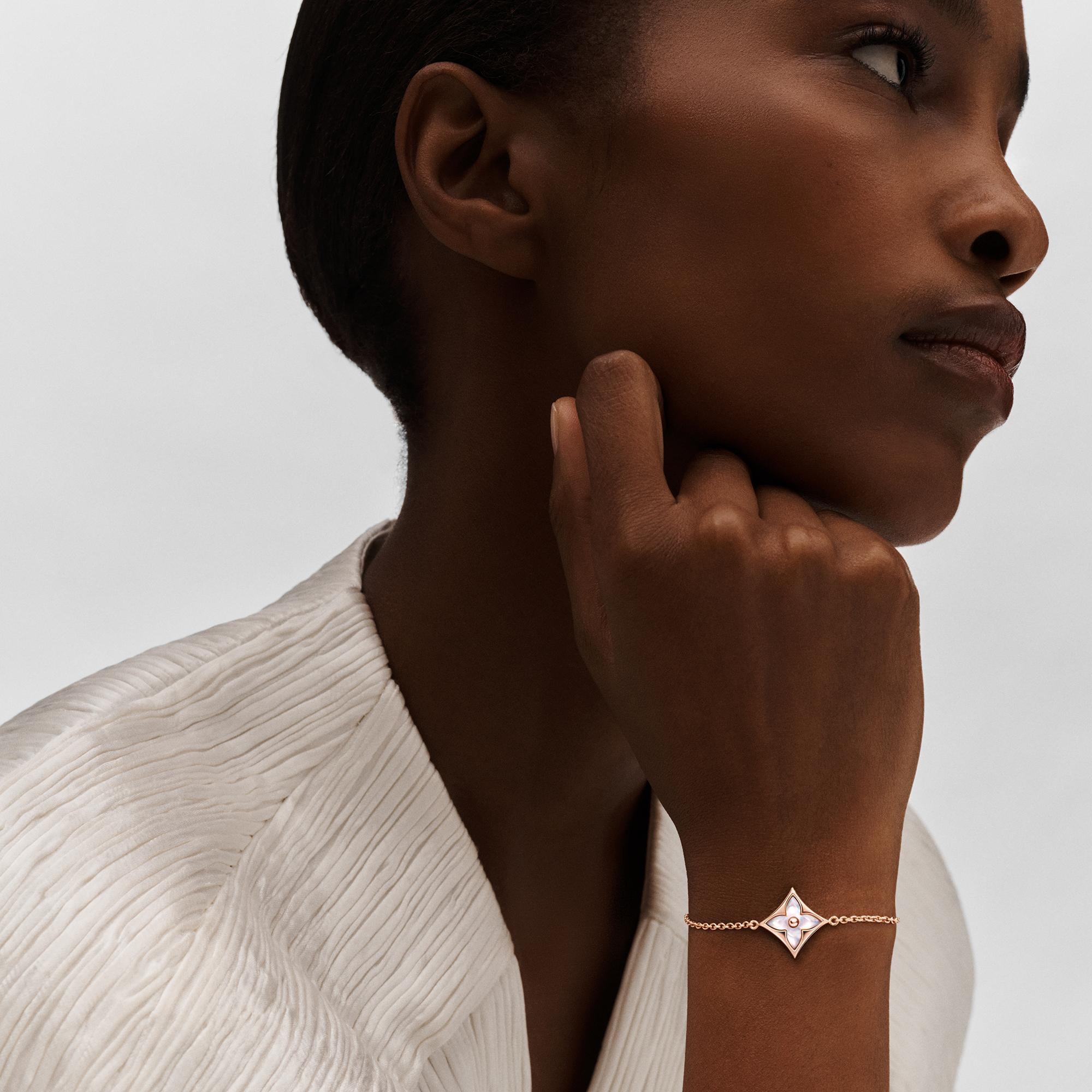 Bracciale Color Blossom Star, oro rosa e madreperla bianca  Gioielli Categorie Tutta la Gioielleria | LOUIS VUITTON (Zoom prodotto)