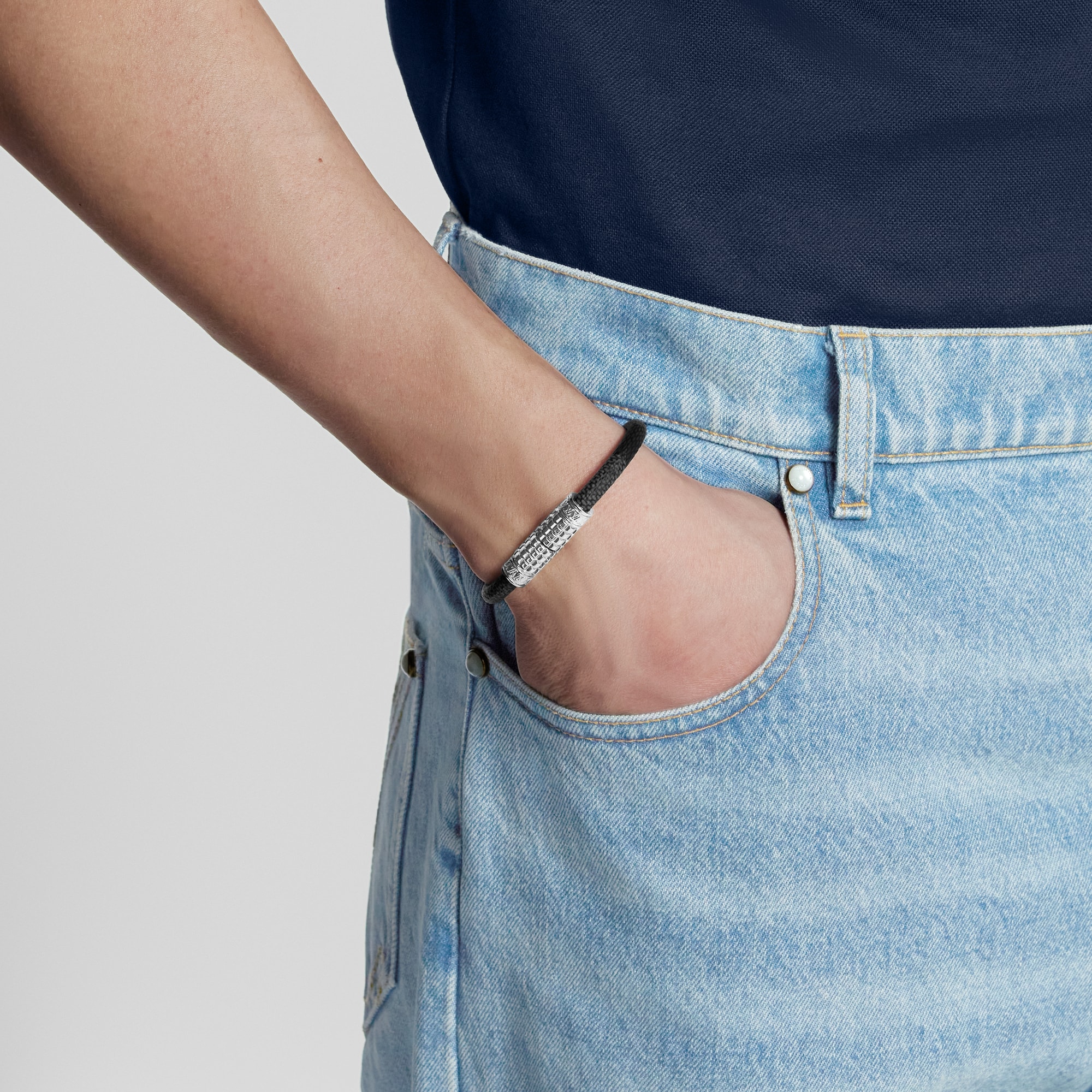 Bracciale Digit Tela Damier Graphite Uomo Fashion Bijoux Tutta la Gioielleria | LOUIS VUITTON (Zoom prodotto)