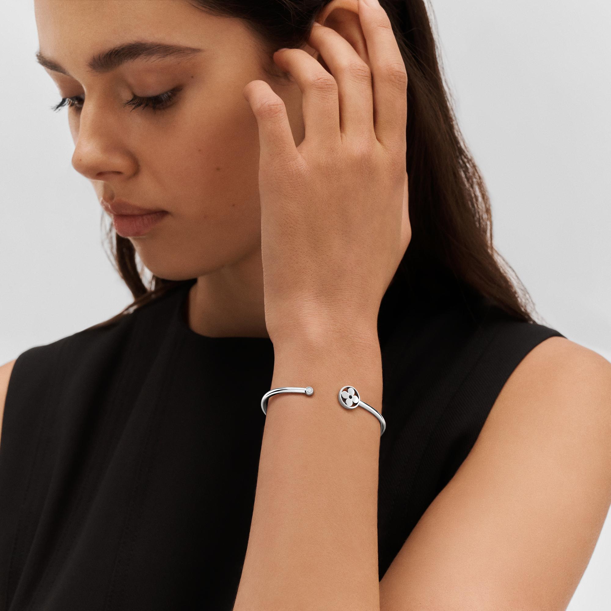 Bracciale Idylle Blossom Twist, oro bianco  Gioielli Categorie Tutta la Gioielleria | LOUIS VUITTON (Zoom prodotto)