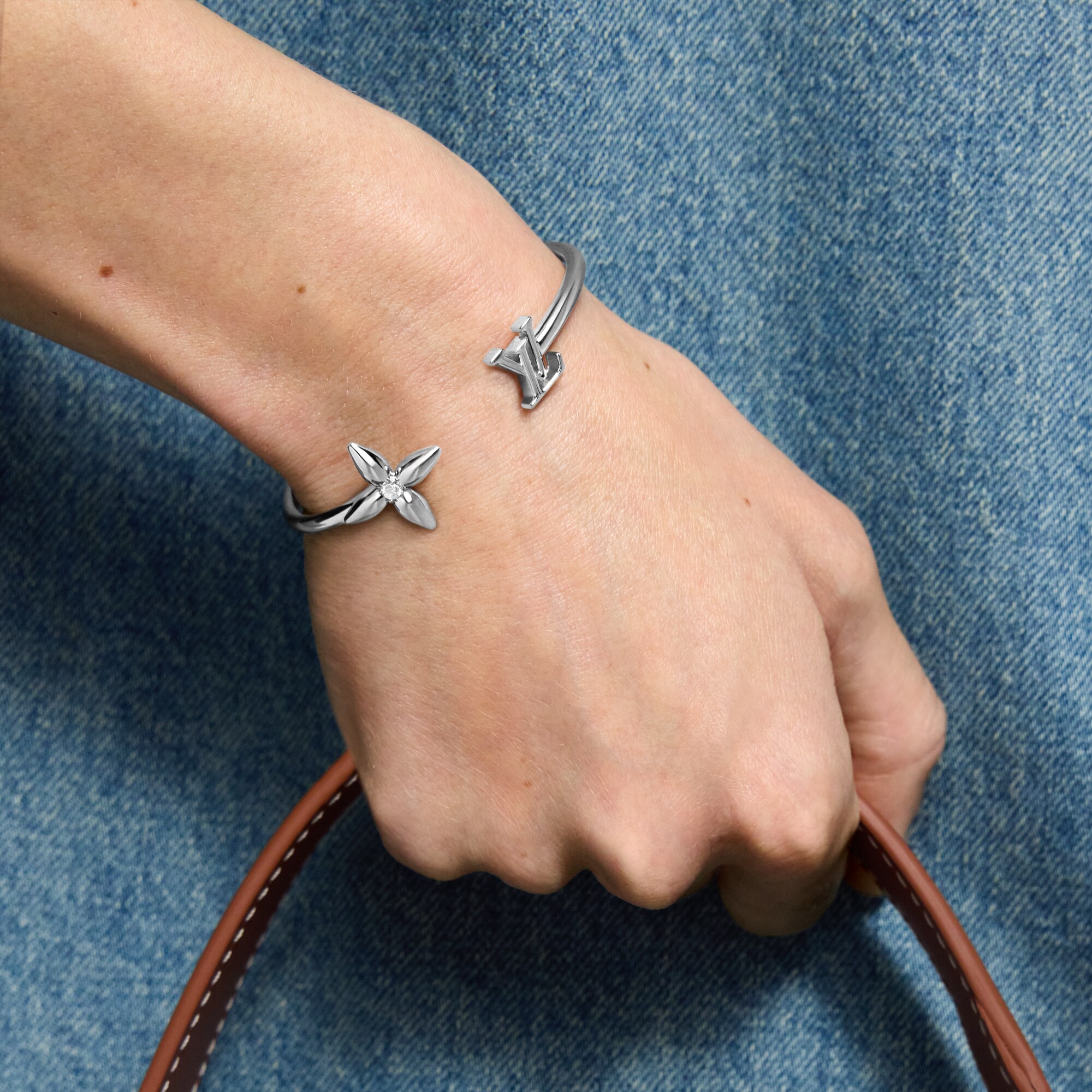 Bracciale Louisette Signature S00 Donna Fashion Bijoux Bracciali | LOUIS VUITTON (Zoom prodotto)