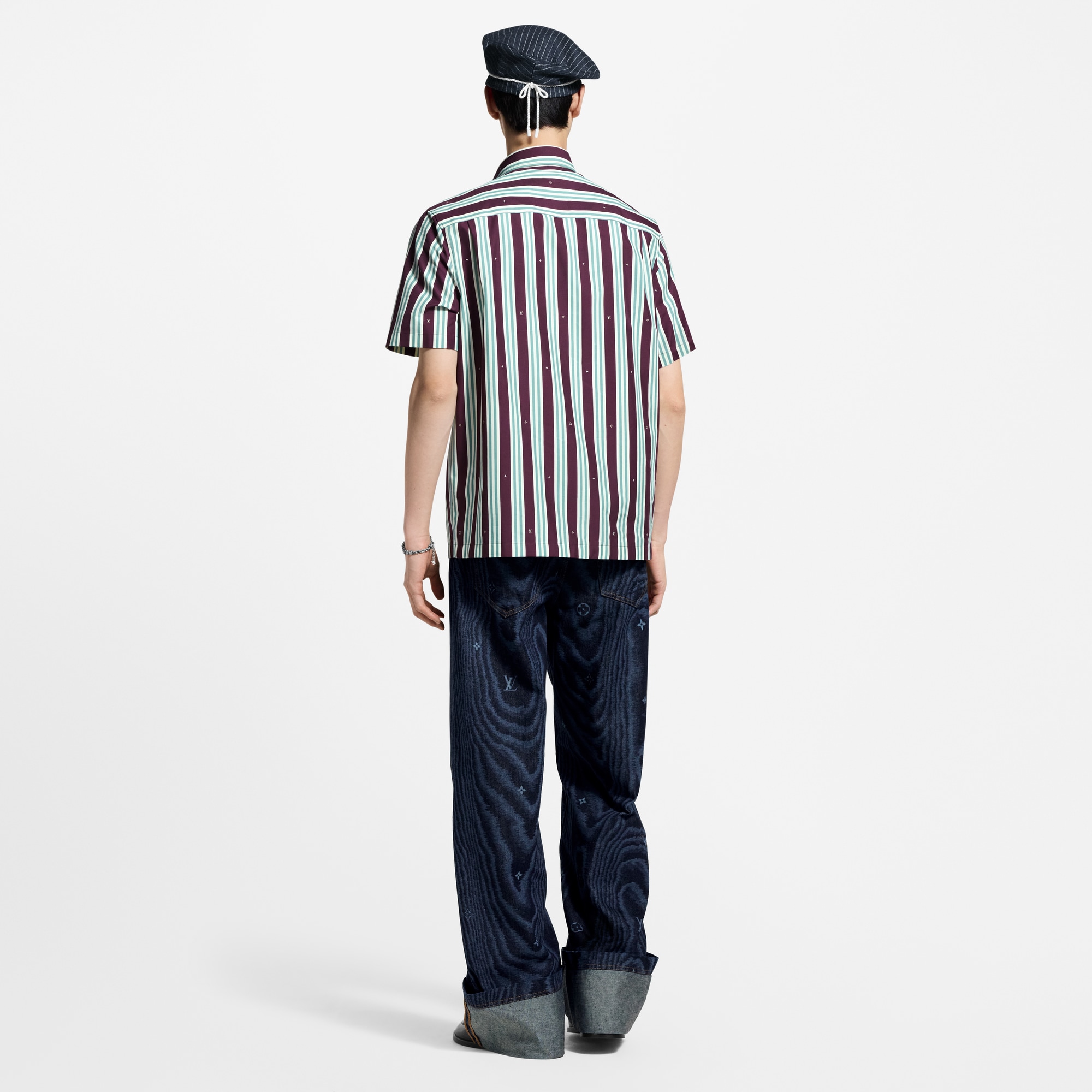 Camicia a maniche corte con motivo a righe  Uomo Abbigliamento Camicie | LOUIS VUITTON (Zoom prodotto)