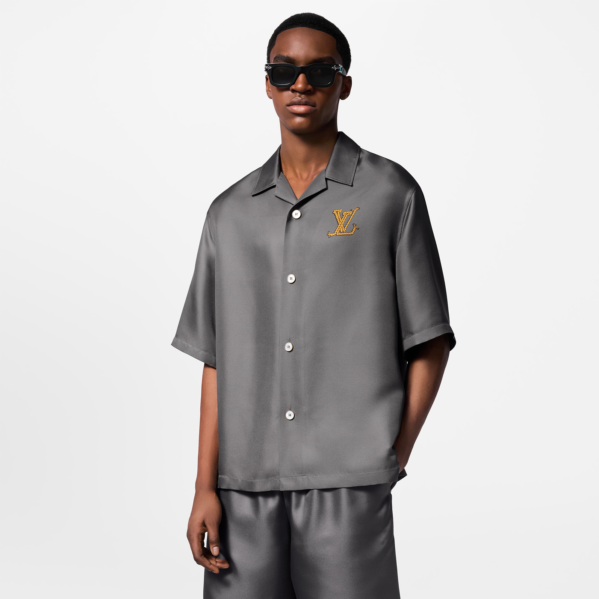 Camicia a maniche corte in seta stampata  Uomo Abbigliamento Camicie | LOUIS VUITTON (Zoom prodotto)