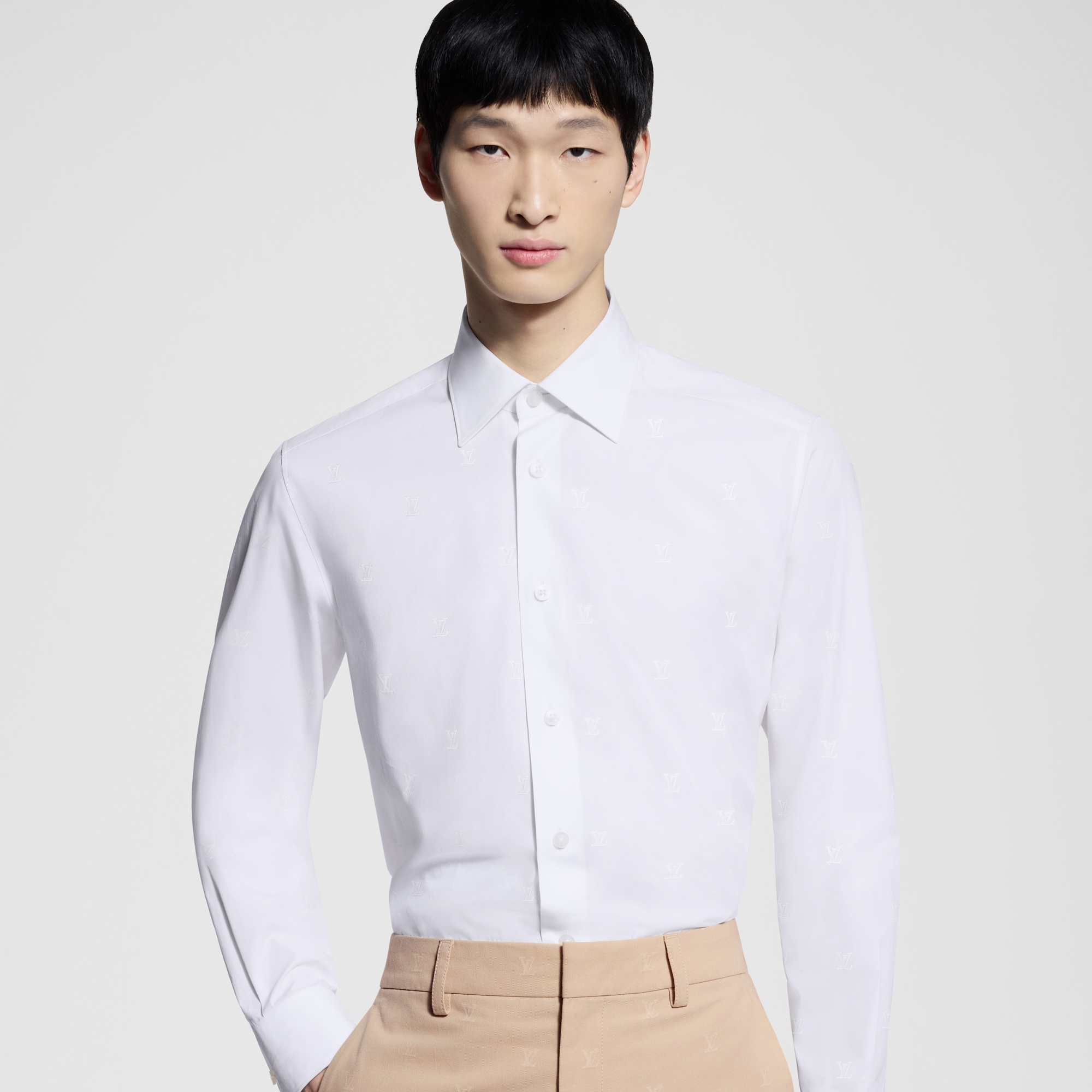 Camicia a maniche lunghe in cotone con firme LV Blason stampate  Uomo Abbigliamento Tutti i Capi di Abbigliamento | LOUIS VUITTON (Zoom prodotto)