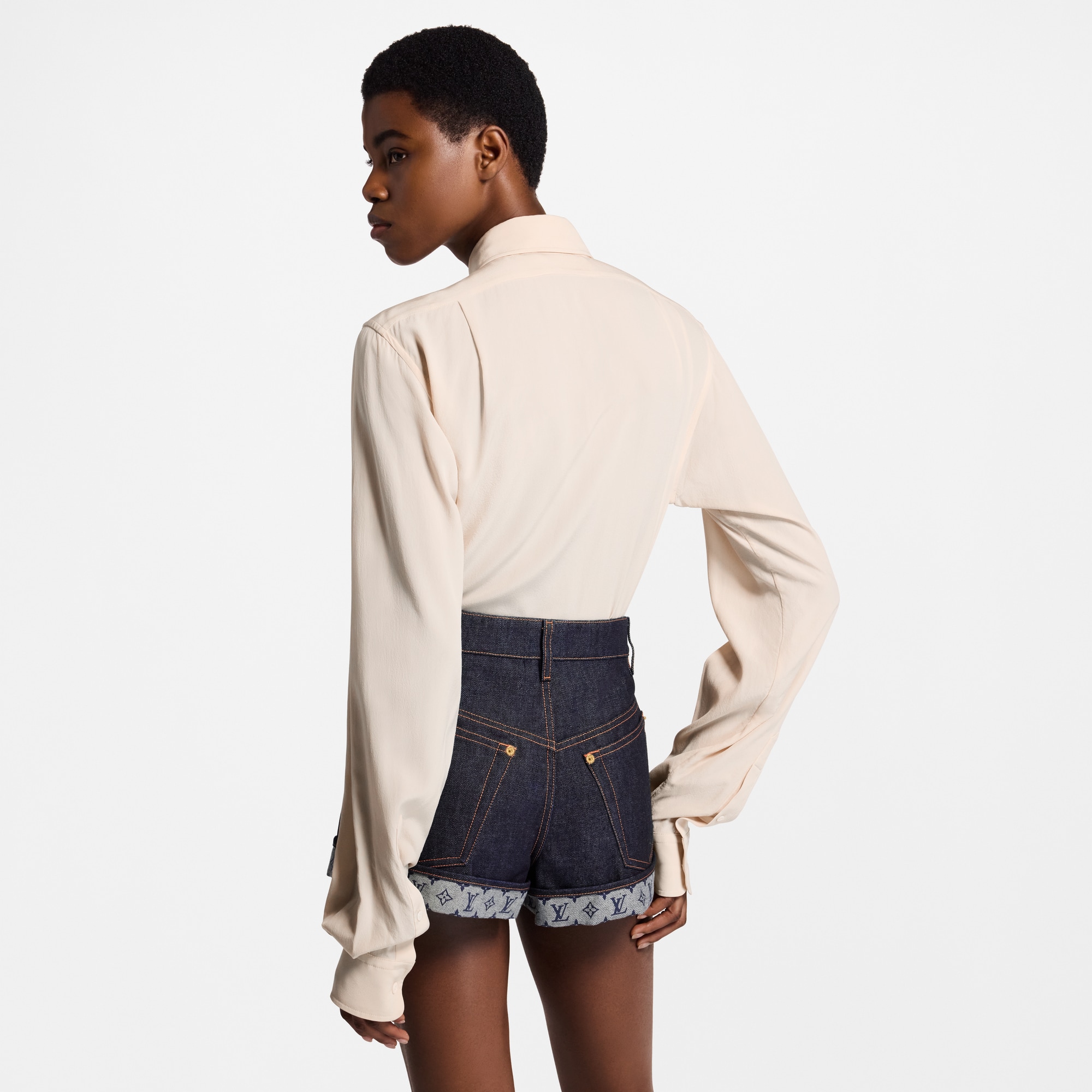 Camicia con dettagli di fiori Monogram  Donna Abbigliamento Camicie e T-Shirt | LOUIS VUITTON (Zoom prodotto)