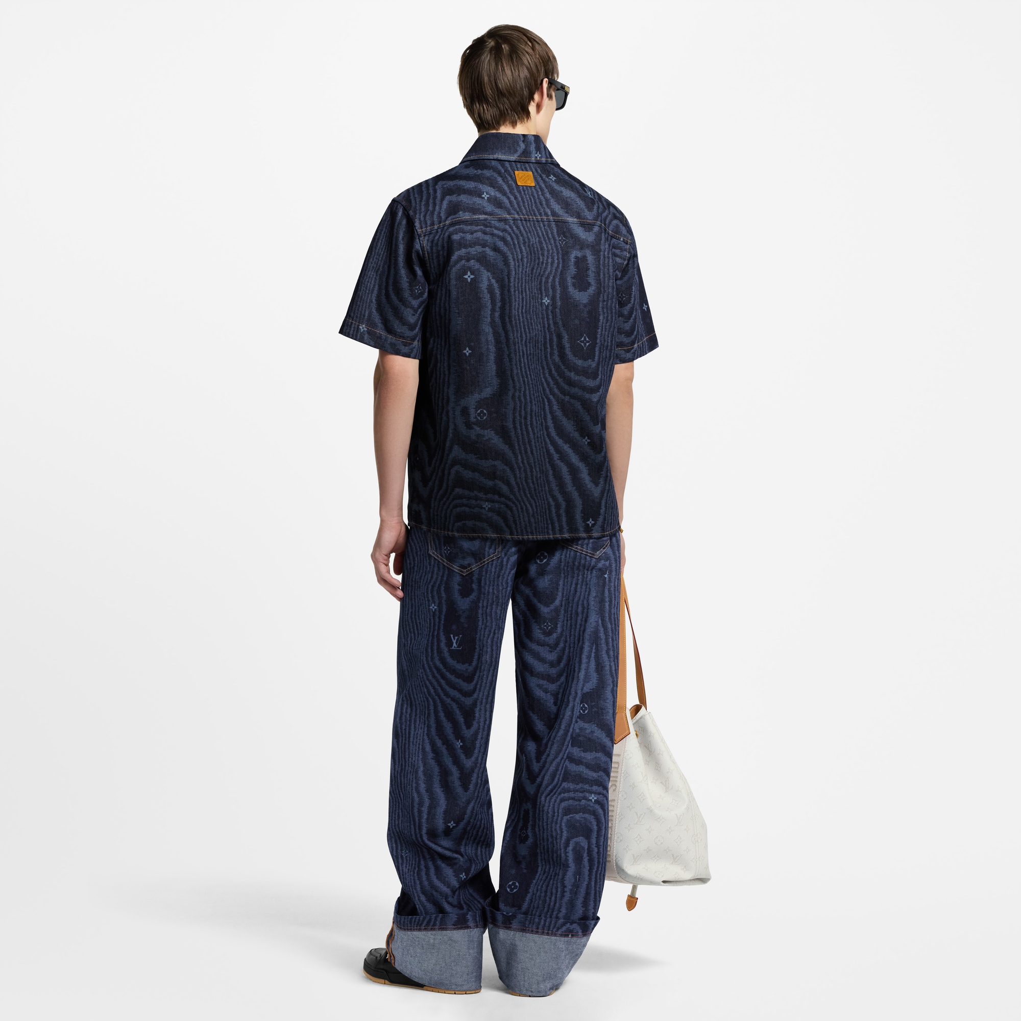 Camicia in jeans a maniche corte  Uomo Abbigliamento Camicie | LOUIS VUITTON (Zoom prodotto)