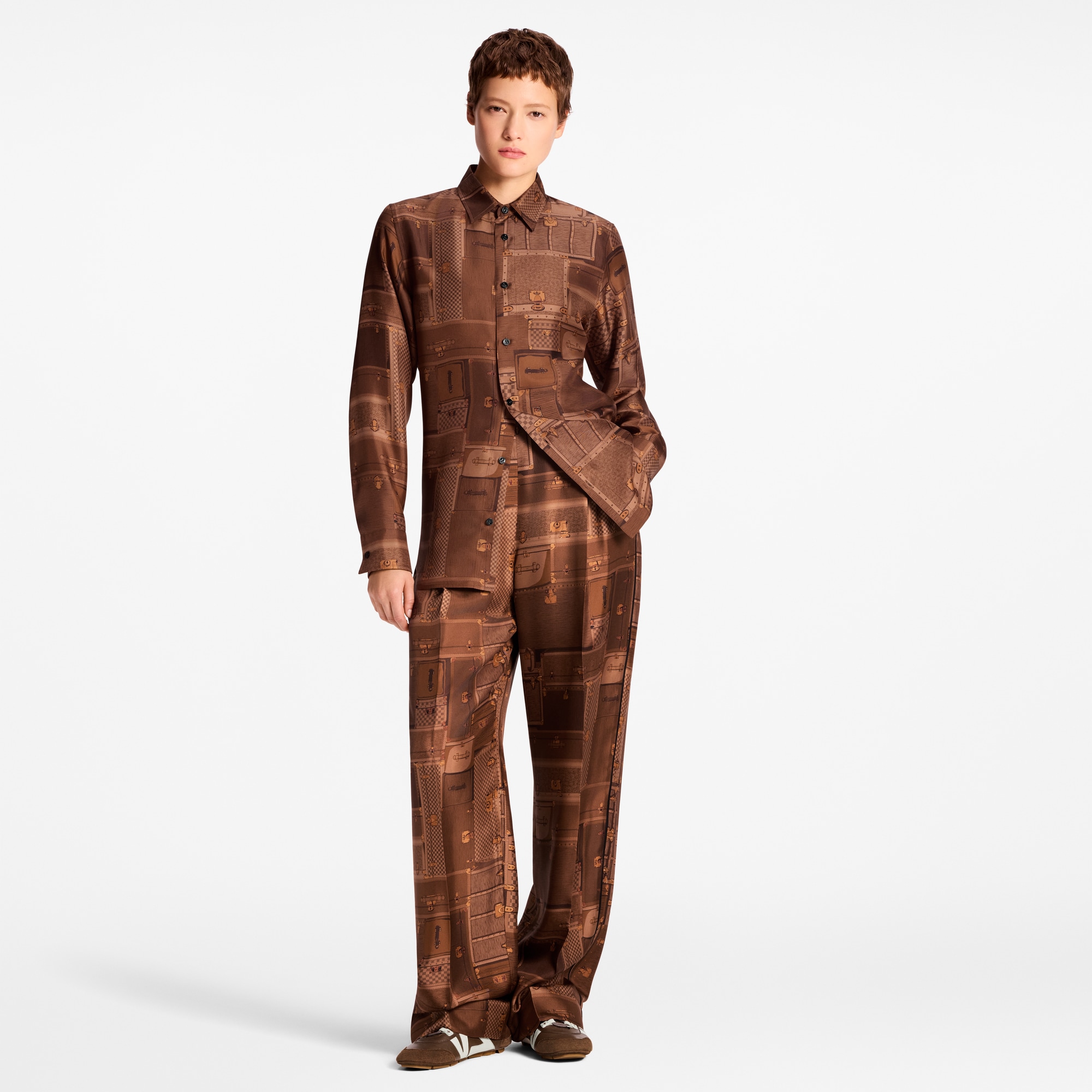 Camicia in seta con motivo di bauli stampato  Donna Abbigliamento Camicie e T-Shirt | LOUIS VUITTON (Zoom prodotto)