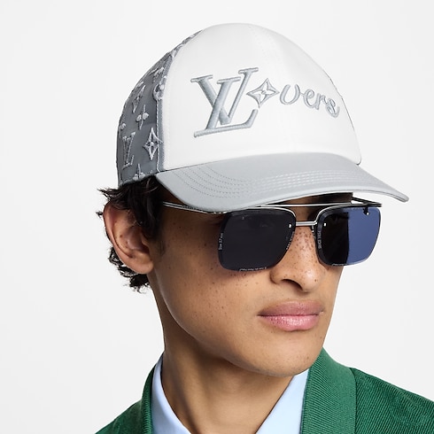 Cappello in rete LV Vers S00 Uomo Accessori Cappelli, Berretti e Guanti | LOUIS VUITTON (Zoom prodotto)