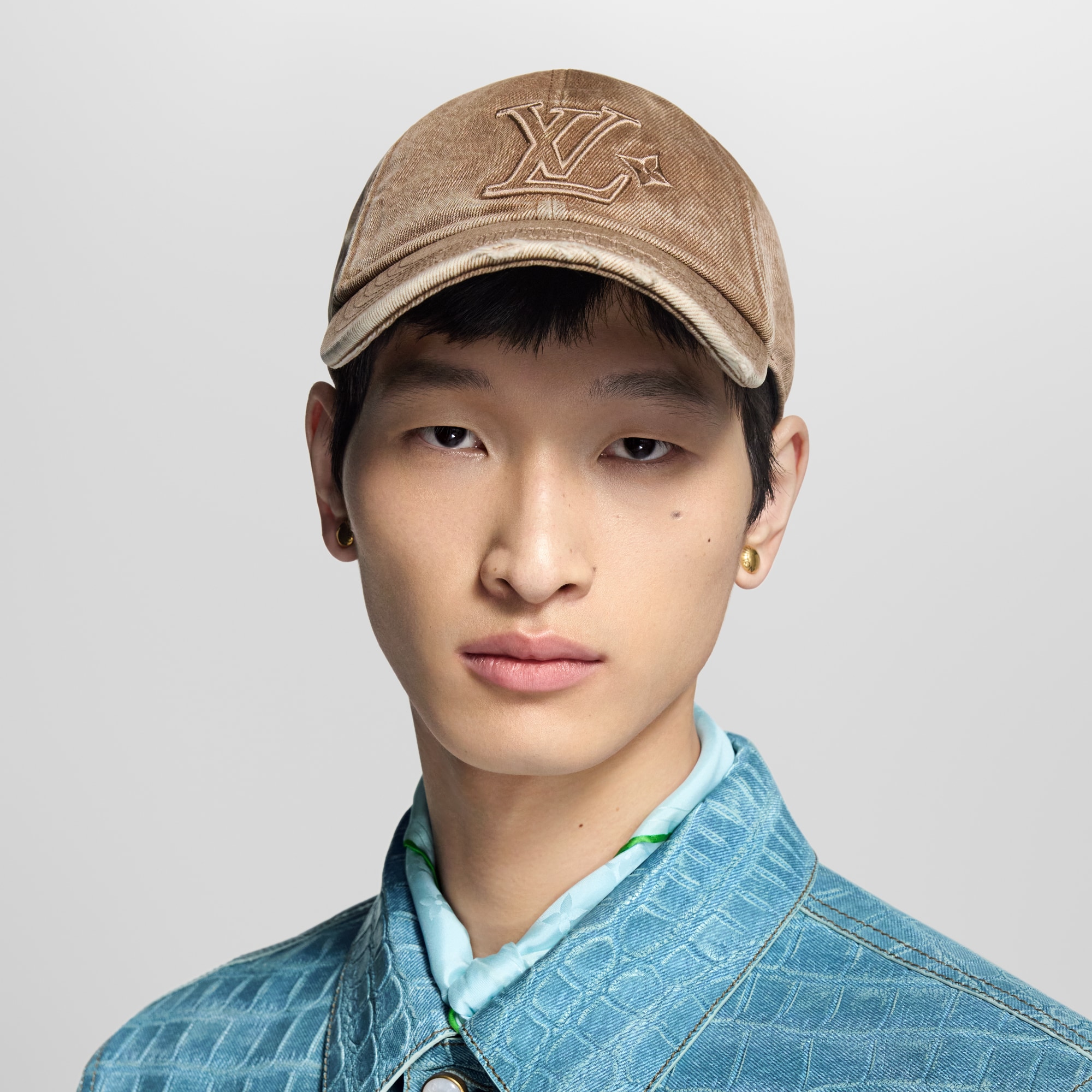 Cappello LV Denim Washed S00 Uomo Accessori Cappelli, Berretti e Guanti | LOUIS VUITTON (Zoom prodotto)
