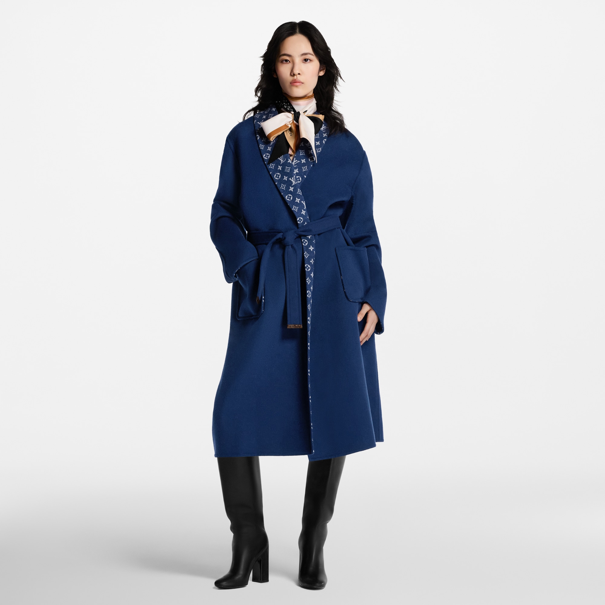 Cappotto a vestaglia con dettagli iconici  Donna Abbigliamento Cappotti e Giacche | LOUIS VUITTON (Zoom prodotto)