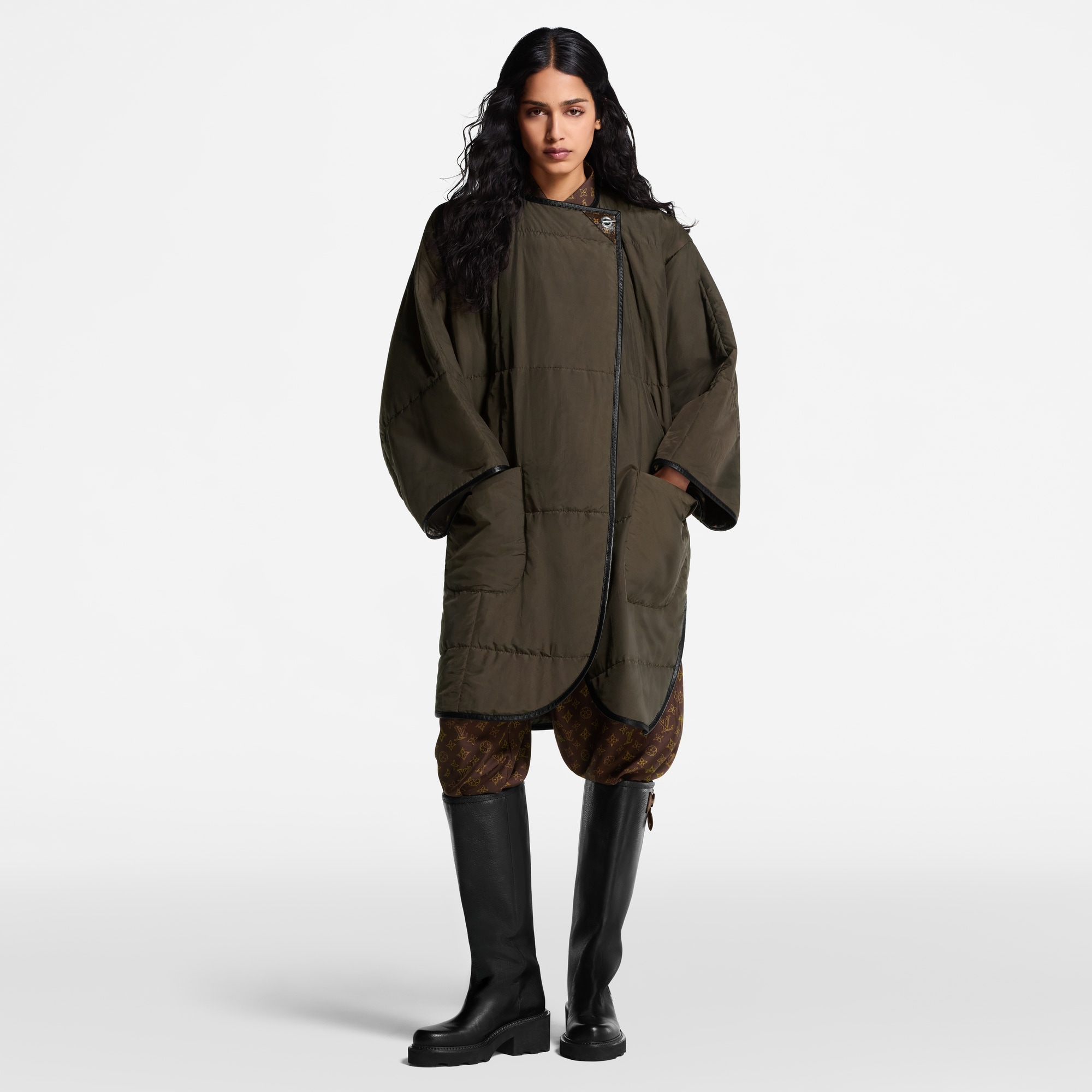 Cappotto trapuntato con dettagli  Donna Abbigliamento Cappotti e Giacche | LOUIS VUITTON (Zoom prodotto)