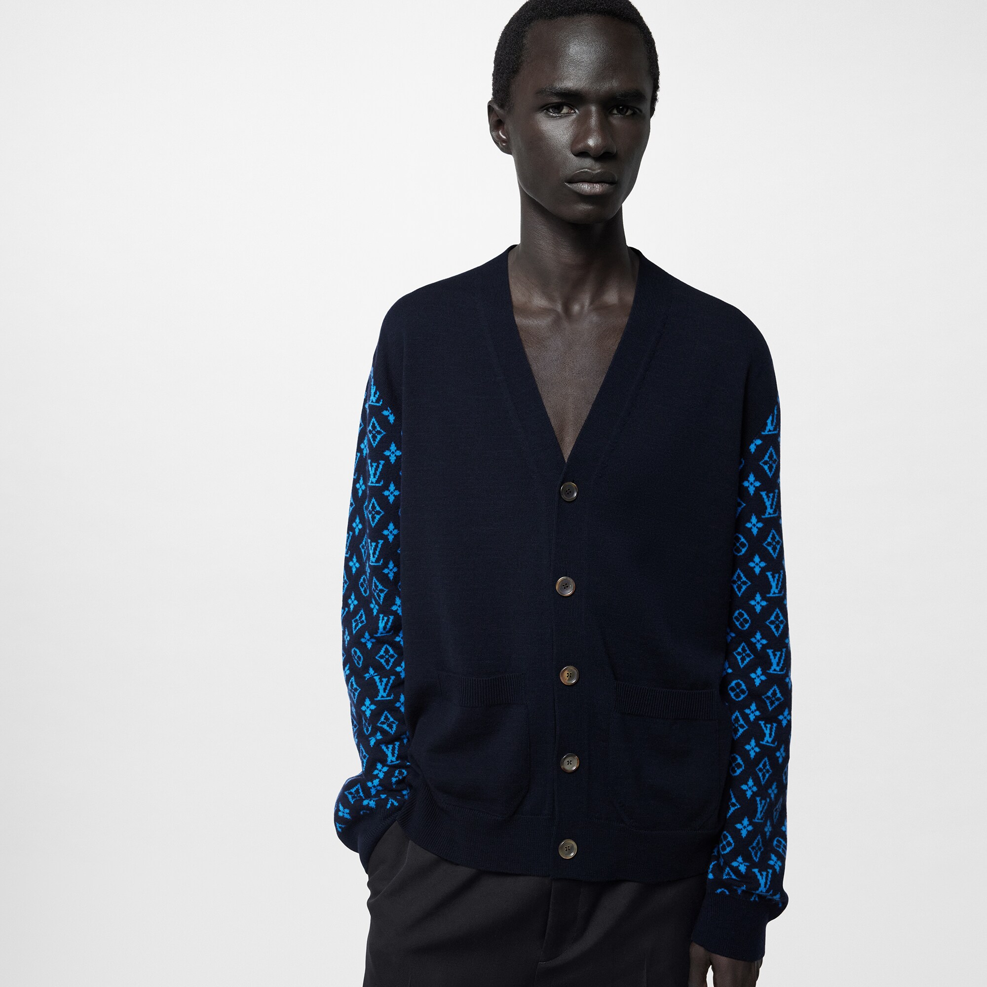 Cardigan in mix di cachemire con motivo Monogram  Uomo Abbigliamento Maglieria e Felpe | LOUIS VUITTON (Zoom prodotto)
