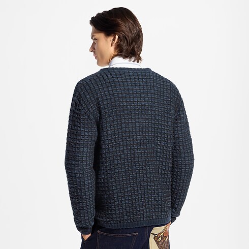 Cardigan testurizzato cropped worn view