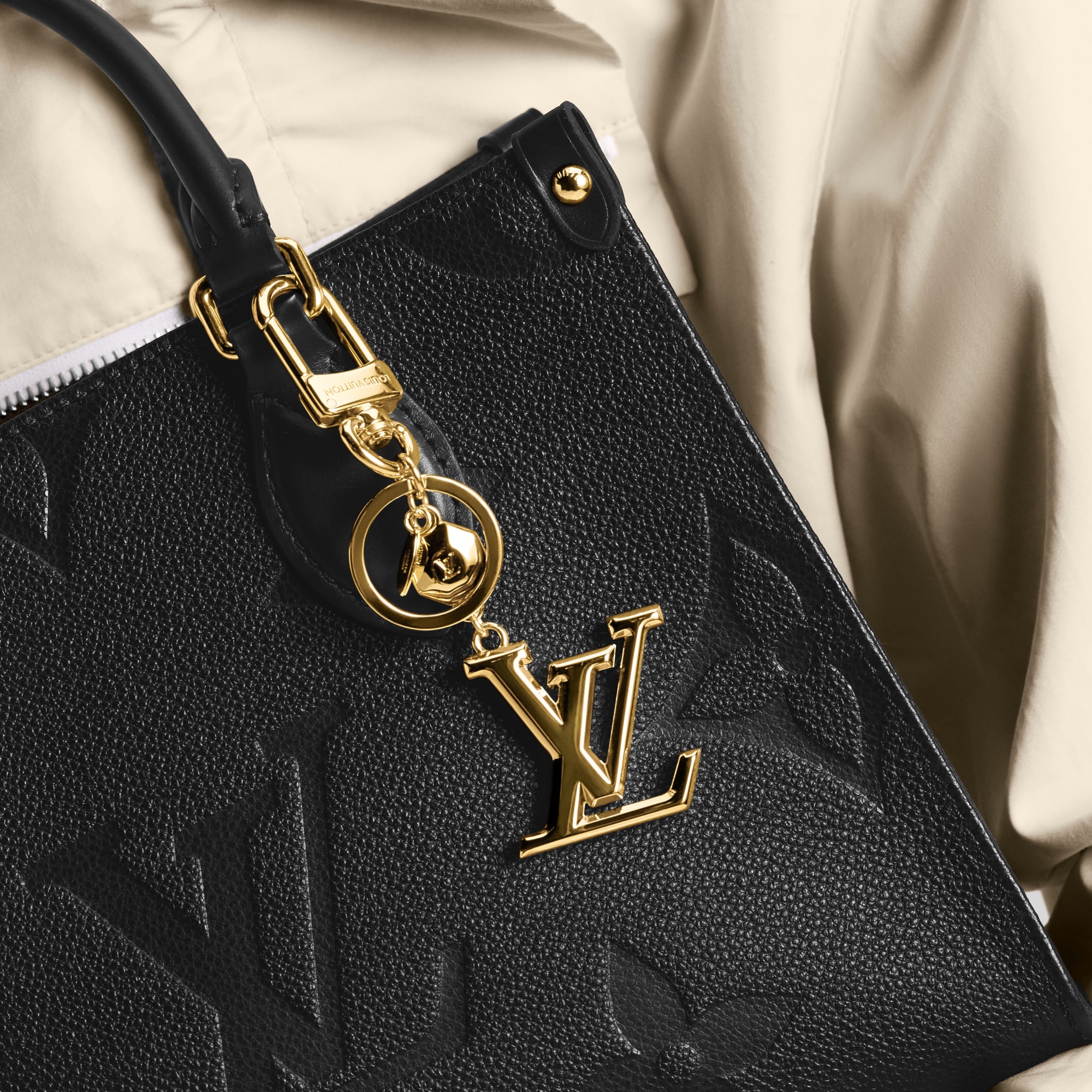Charm Per Borse E Portachiavi Lv Faccettes S00 Donna Accessori Portachiavi e Charms per Borse | LOUIS VUITTON (Zoom prodotto)