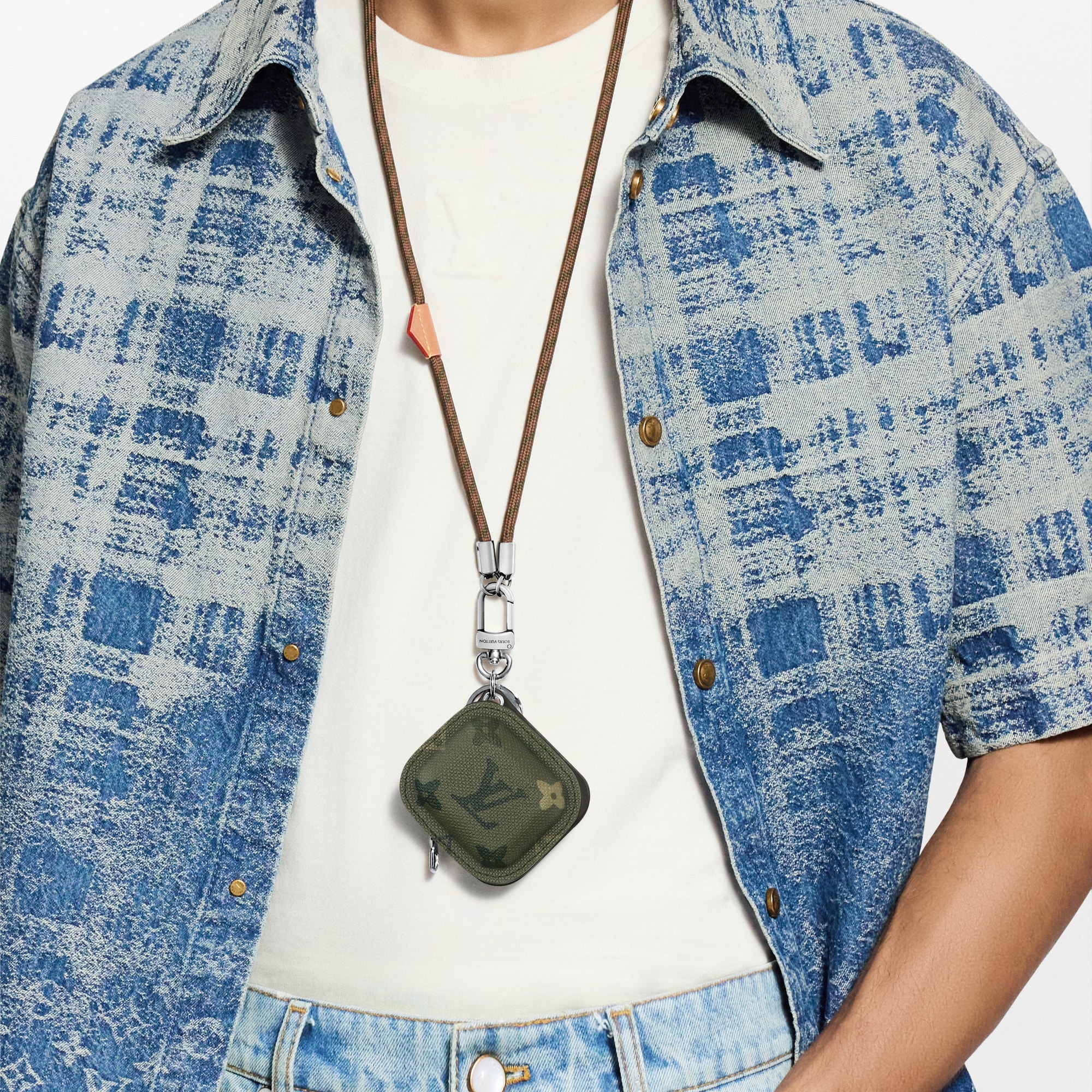 Charm per borse e portachiavi LV Pods S00 Uomo Accessori Portachiavi e Charms per Borse | LOUIS VUITTON (Zoom prodotto)