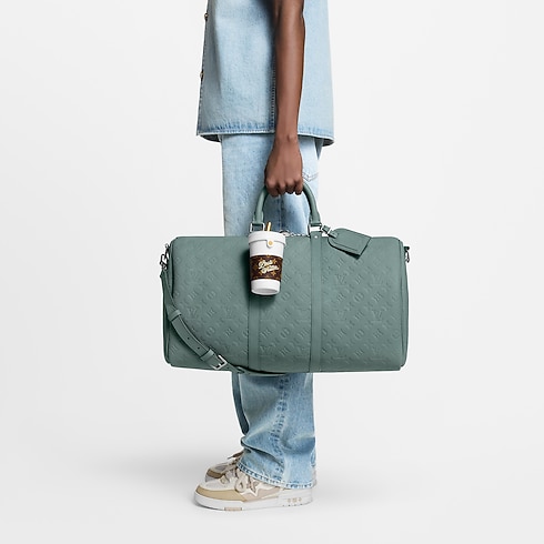 Charm per borse LV Cup S00 Uomo Accessori Portachiavi e Charms per Borse | LOUIS VUITTON (Zoom prodotto)