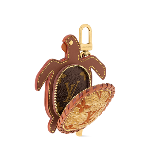 Charm per borse LV Turtle Pouch S00 Uomo Accessori Portachiavi e Charms per Borse | LOUIS VUITTON (Zoom prodotto)