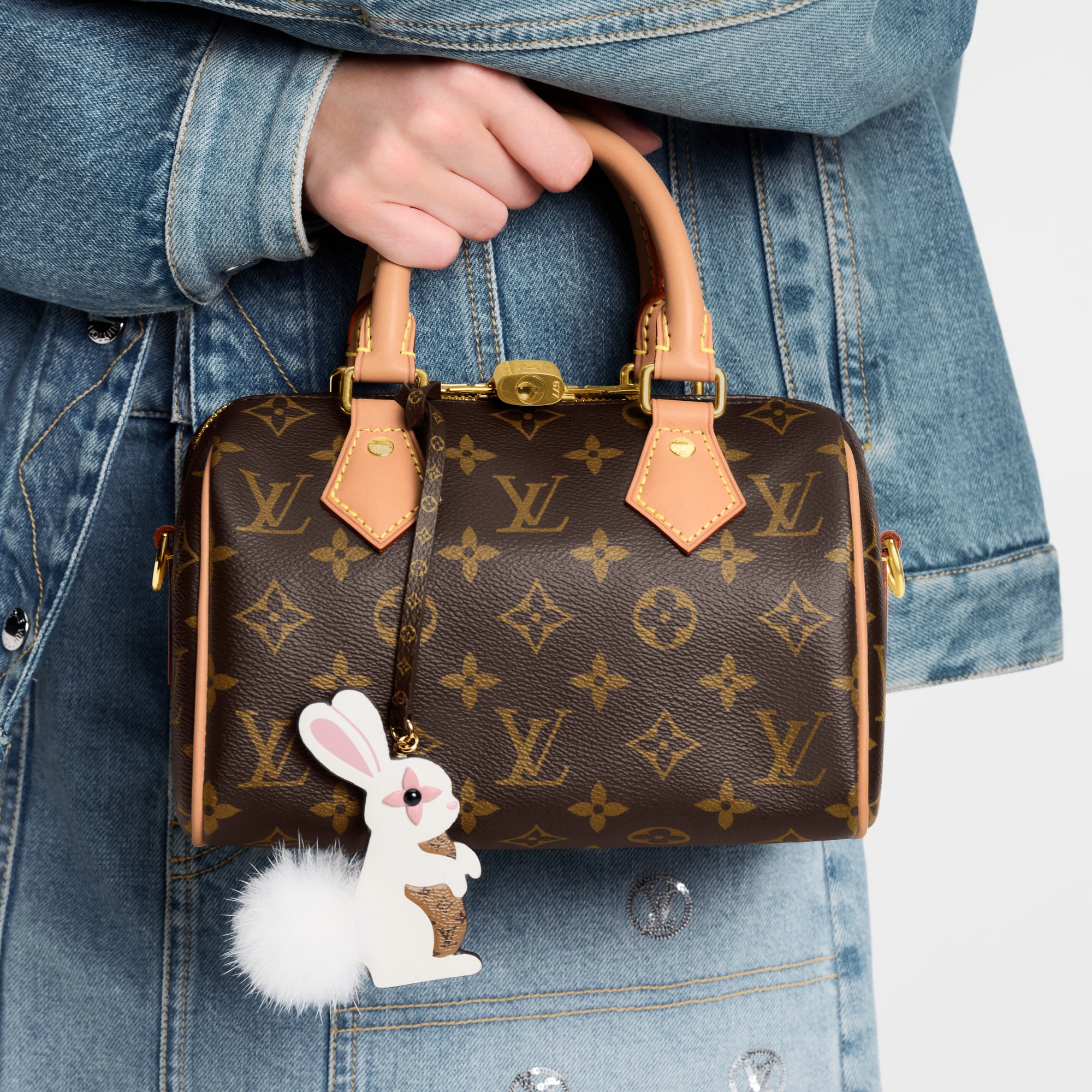 Charm per borse Rabbit LV Furry Friend S00 Donna Accessori Portachiavi e Charms per Borse | LOUIS VUITTON (Zoom prodotto)