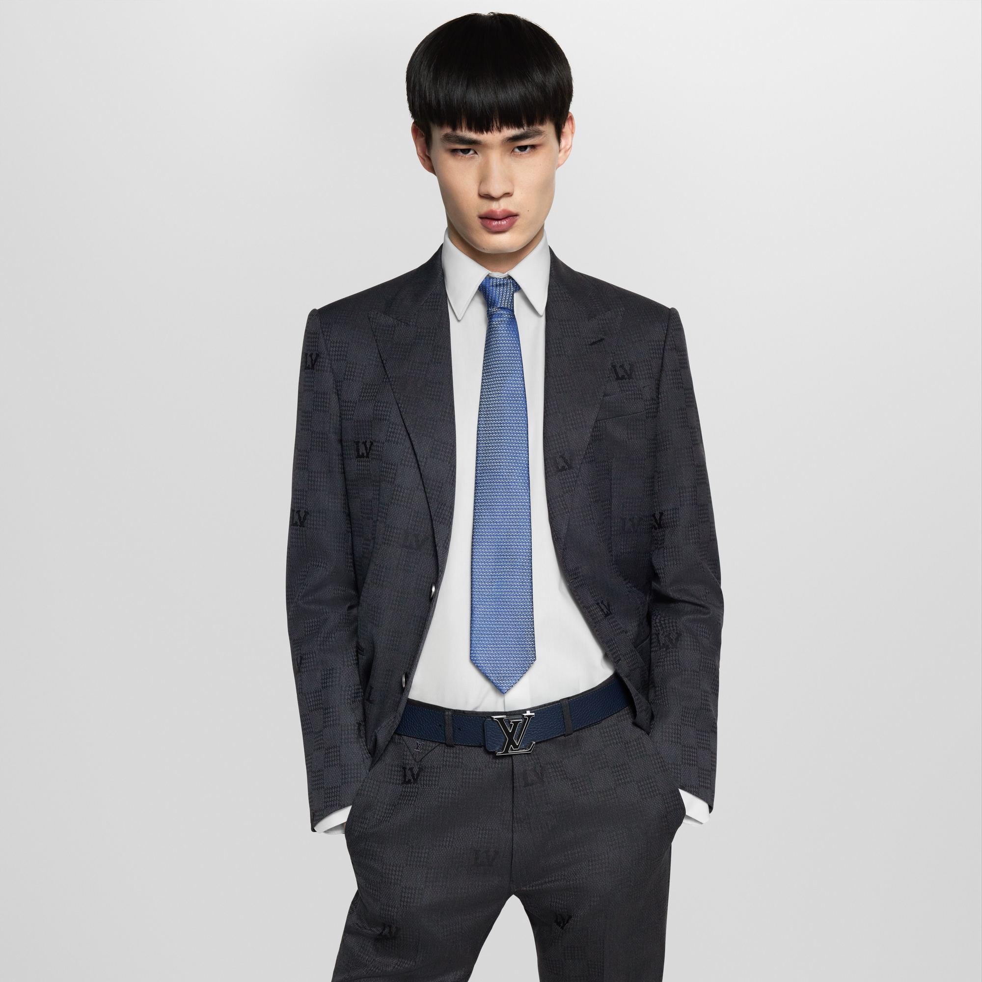 Cintura LV Tilt 40 mm reversibile Pelle Taurillon Uomo Accessori Cinture | LOUIS VUITTON (Zoom prodotto)