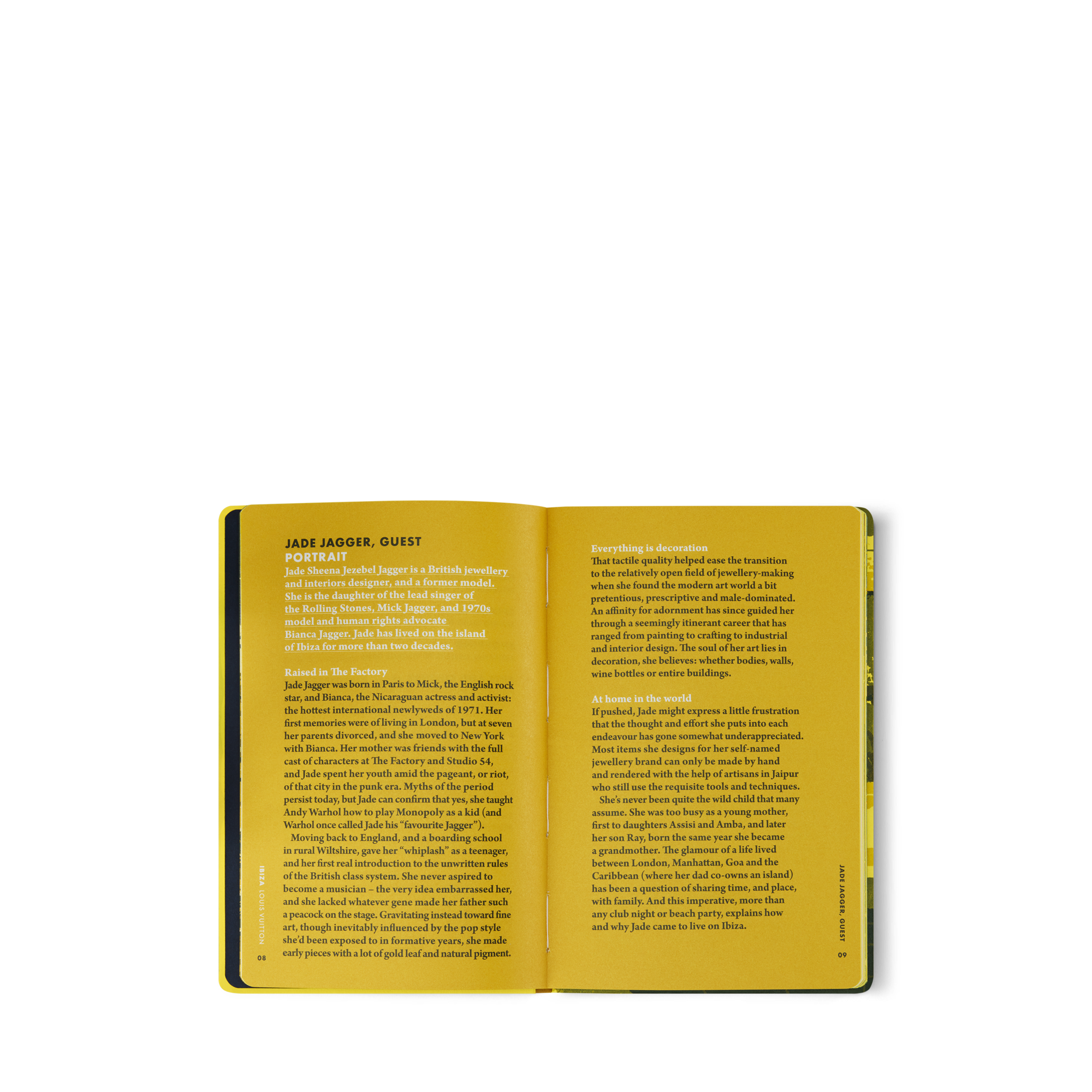 City Guide Ibiza Summer Resort  Bauli, Viaggio e Casa Libri City Guide | LOUIS VUITTON (Zoom prodotto)