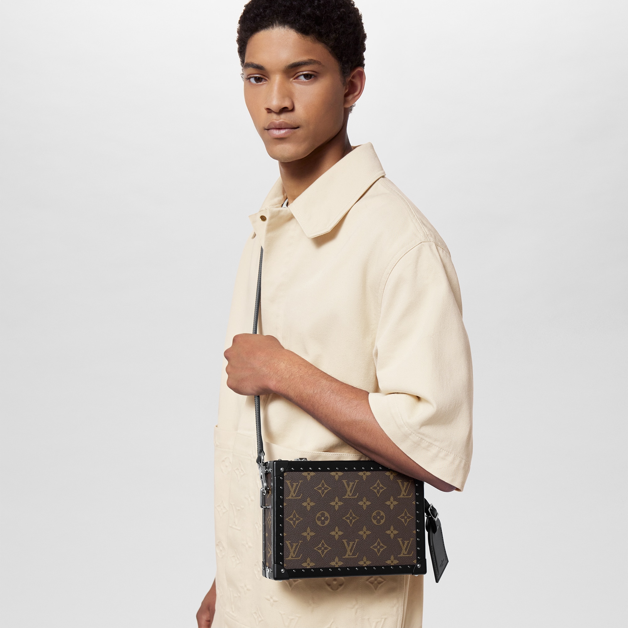 Clutch Box  Tela Monogram Macassar Les Extraordinaires Bauli Wearable Trunks | LOUIS VUITTON (Zoom prodotto)