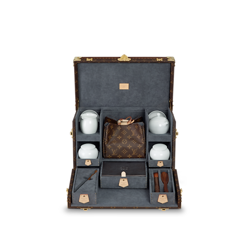 Cofanetto per il tè Tela Monogram Bauli, Viaggio e Casa Bauli e Contenitori Coffret | LOUIS VUITTON (Zoom prodotto)