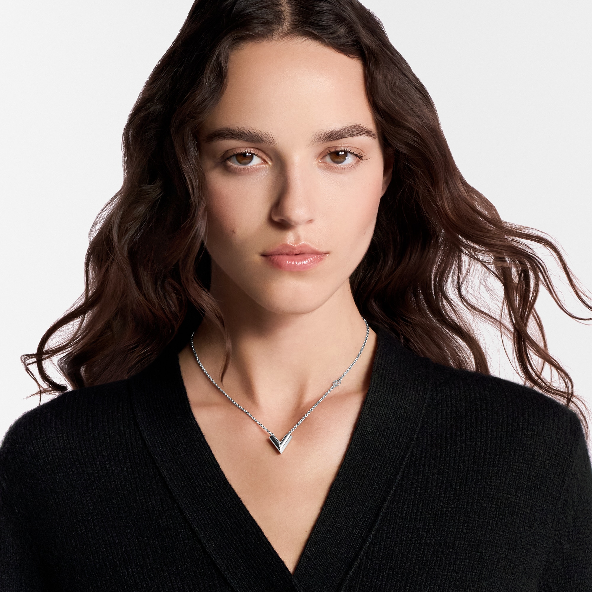 Collana Essential V Supple S00 Donna Fashion Bijoux Tutta la collezione | LOUIS VUITTON (Zoom prodotto)