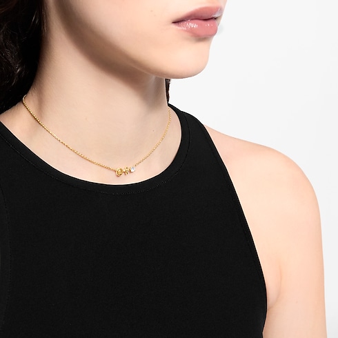 Collana Petit Louis worn view