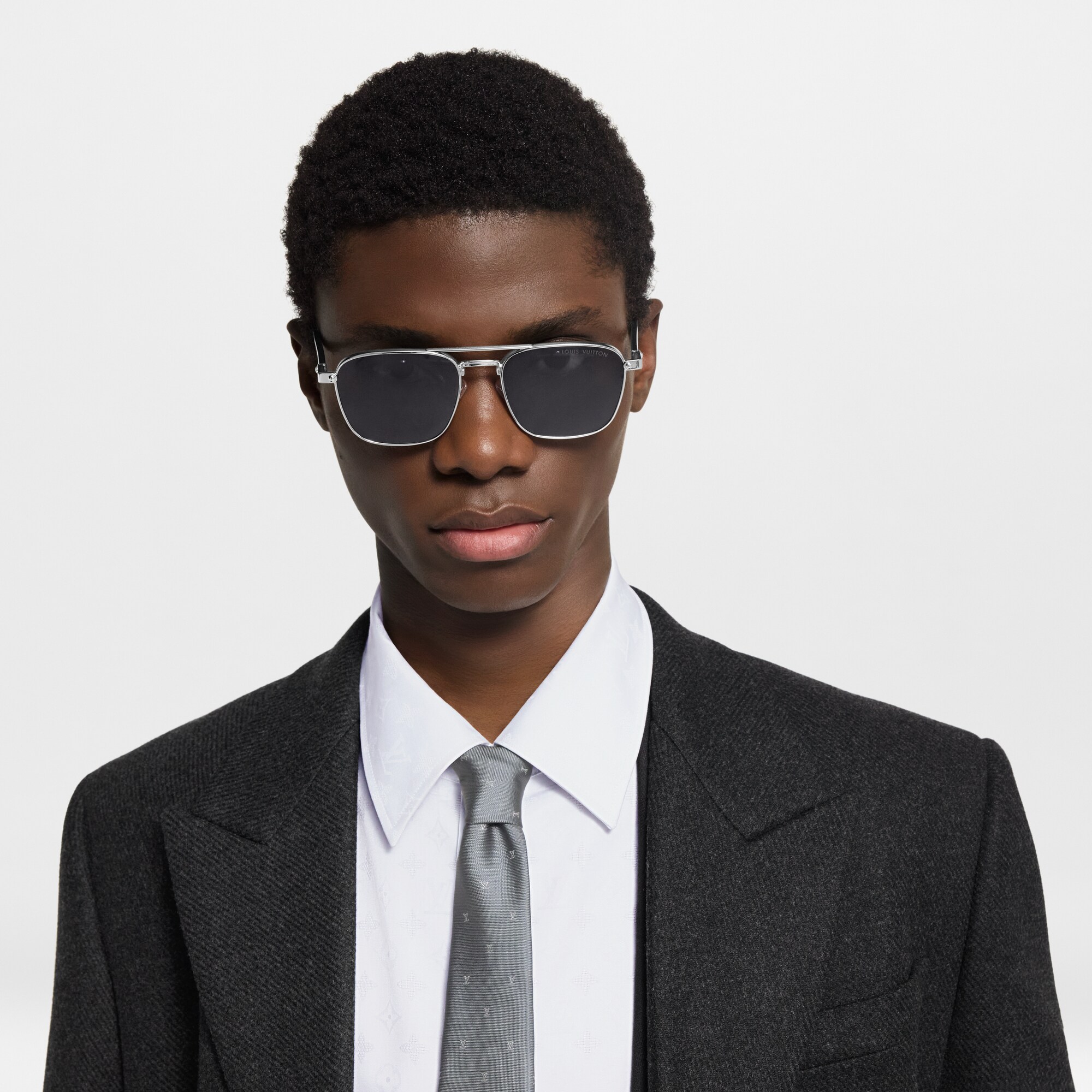 Cravatta LV Blason S00 Uomo Accessori Cravatte e Fazzoletti da Taschino | LOUIS VUITTON (Zoom prodotto)