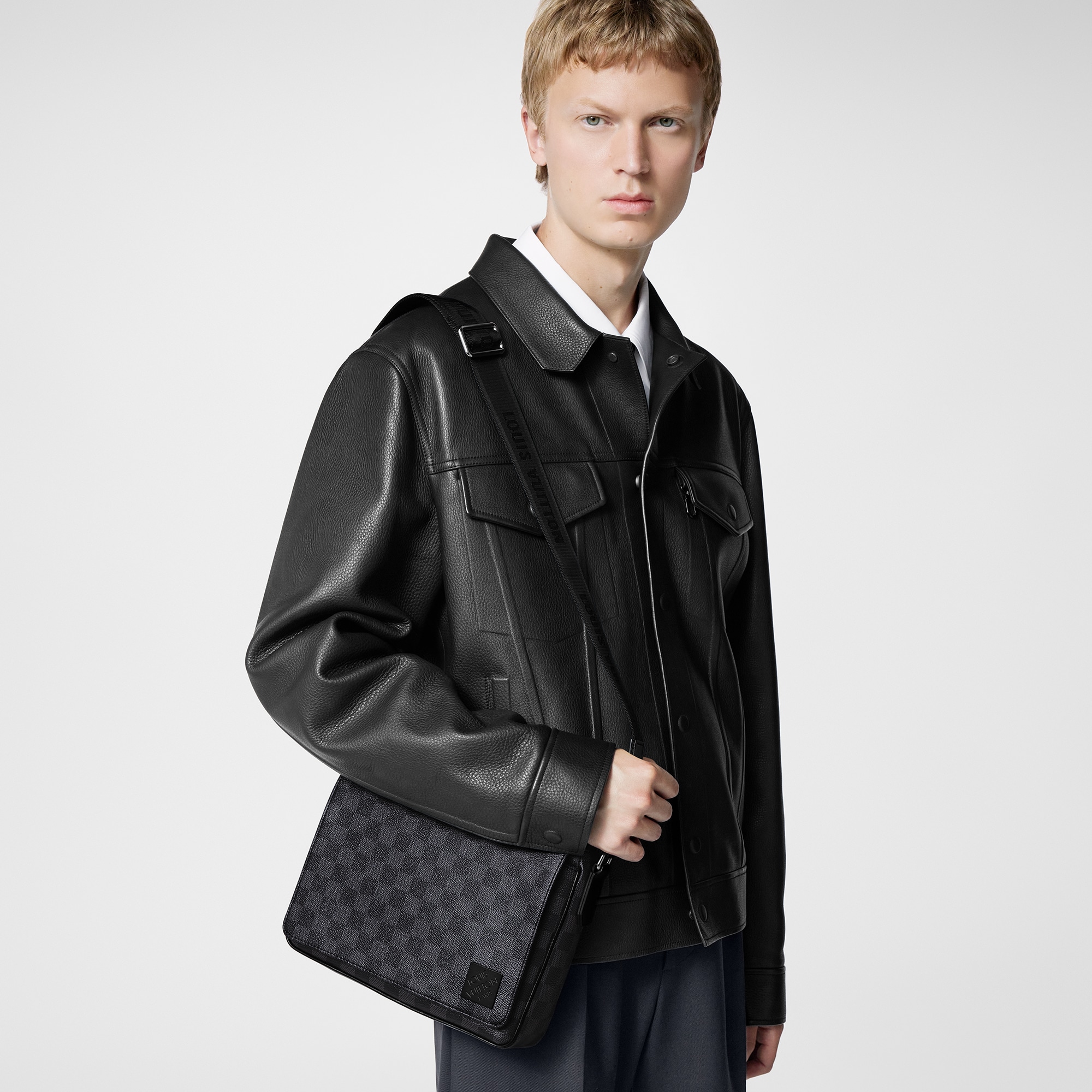 District PM Tela Damier Graphite Uomo Borse da Uomo Tutte le borse | LOUIS VUITTON (Zoom prodotto)
