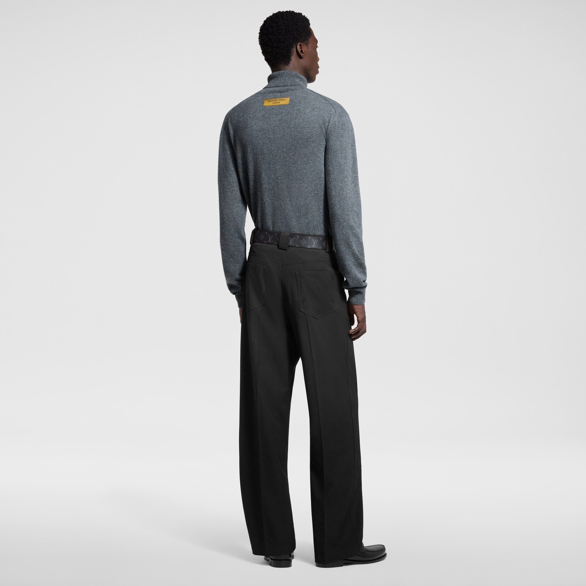 Dolcevita con iniziali LV impresse LVSE  Novità Holiday Selezionati per Lui | LOUIS VUITTON (Zoom prodotto)