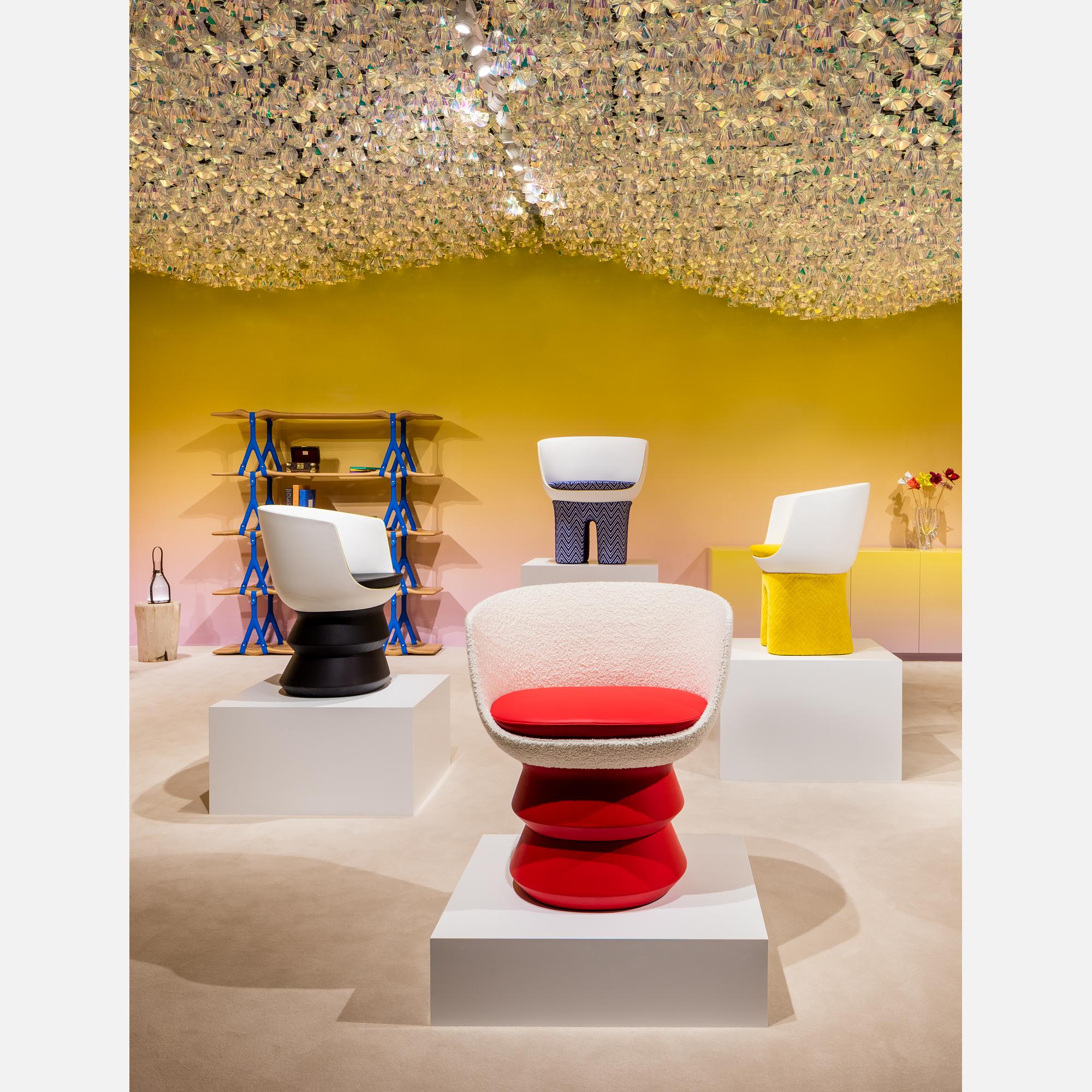 Dolls di Raw Edges Pelle & altri materiali Bauli, Viaggio e Casa Casa e Art de la Table Mobili | LOUIS VUITTON (Zoom prodotto)