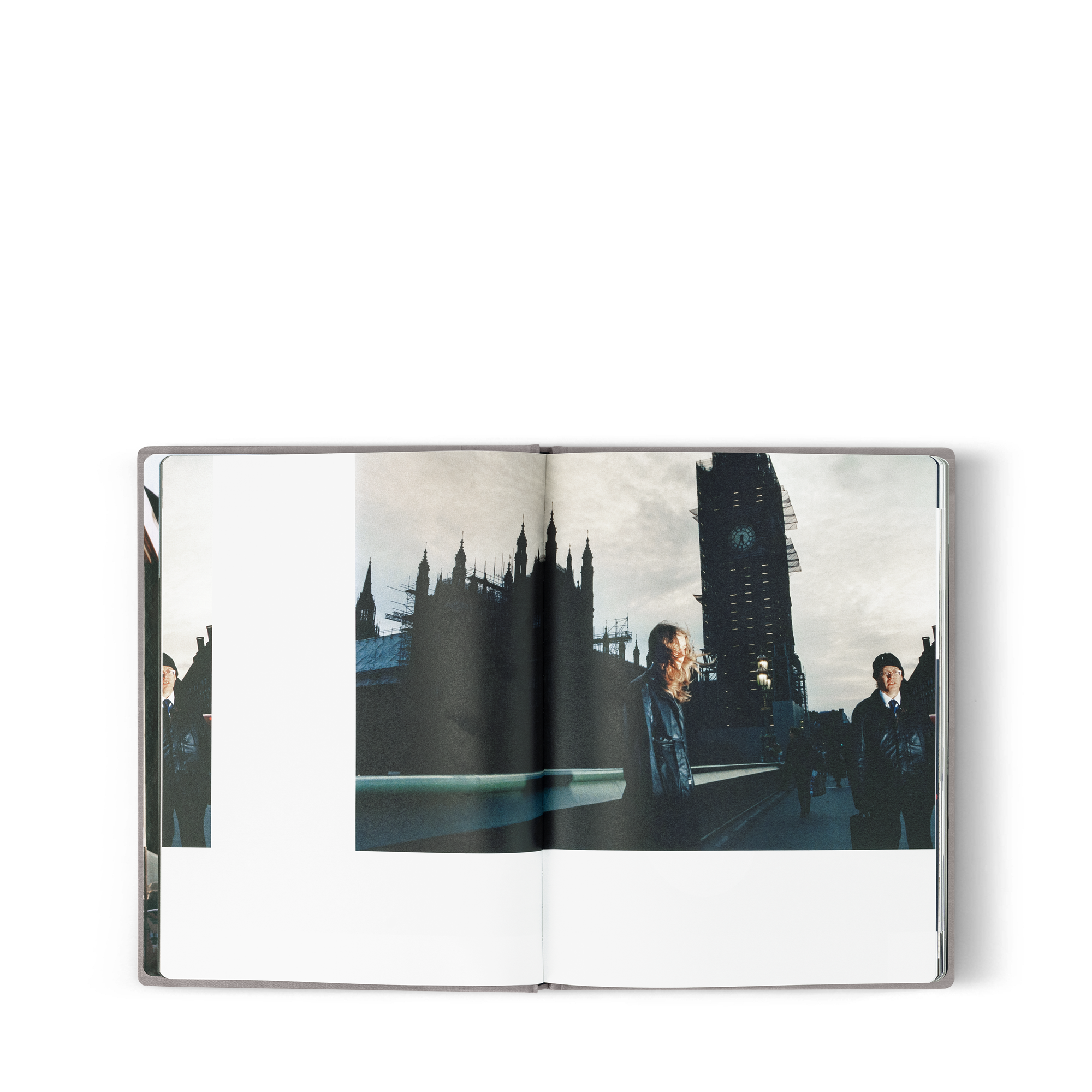 Fashion Eye Londra  Bauli, Viaggio e Casa Libri Fashion Eye | LOUIS VUITTON (Zoom prodotto)