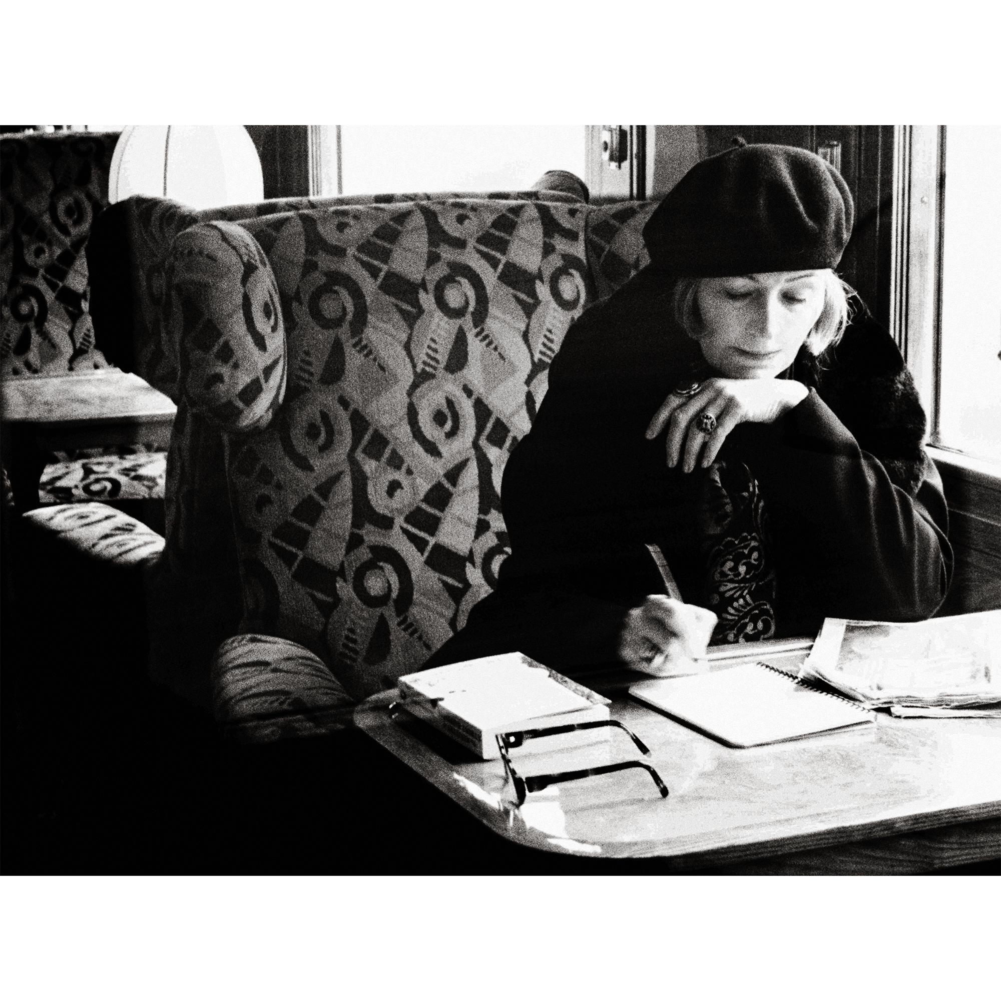 Fashion Eye Orient Express  Bauli, Viaggio e Casa Libri Fashion Eye | LOUIS VUITTON (Zoom prodotto)
