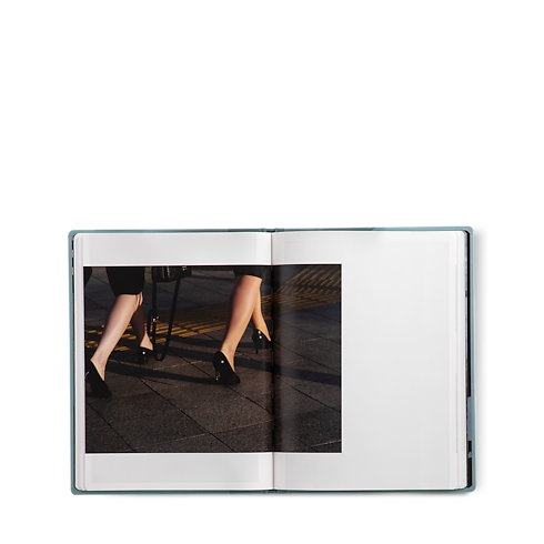 Fashion Eye Seul Bauli, Viaggio e Casa Libri Fashion Eye | LOUIS VUITTON (Zoom prodotto)