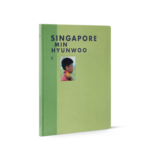 Fashion Eye Singapore Bauli, Viaggio e Casa Libri Fashion Eye | LOUIS VUITTON (Zoom prodotto)