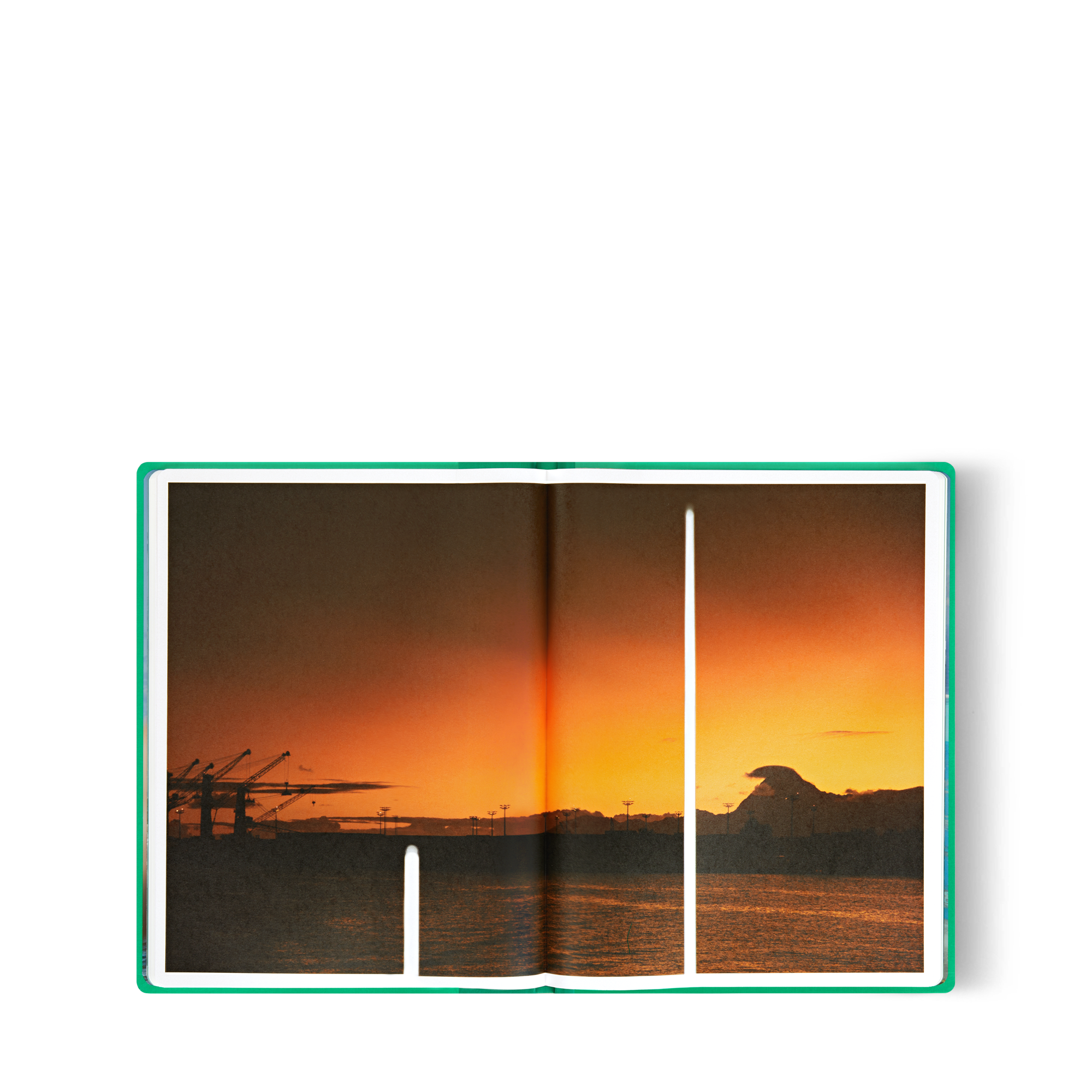 Fashion Eye Tahiti di Jonathan LLense  Bauli, Viaggio e Casa Libri Fashion Eye | LOUIS VUITTON (Zoom prodotto)