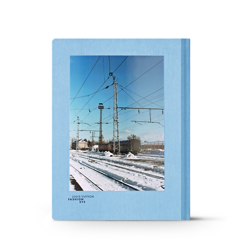 Fashion Eye Trassiberian di Coco Capitàn Bauli, Viaggio e Casa Libri Fashion Eye | LOUIS VUITTON (Zoom prodotto)