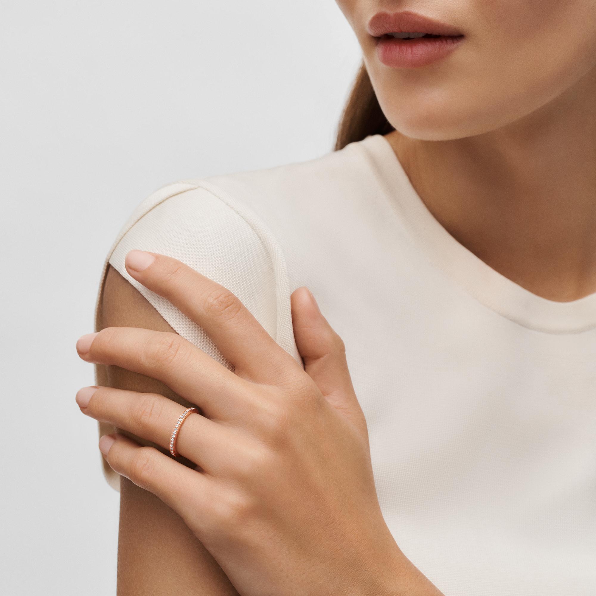 Fede nuziale Eternity, oro rosa e diamanti  Gioielli Categorie Tutta la Gioielleria | LOUIS VUITTON (Zoom prodotto)